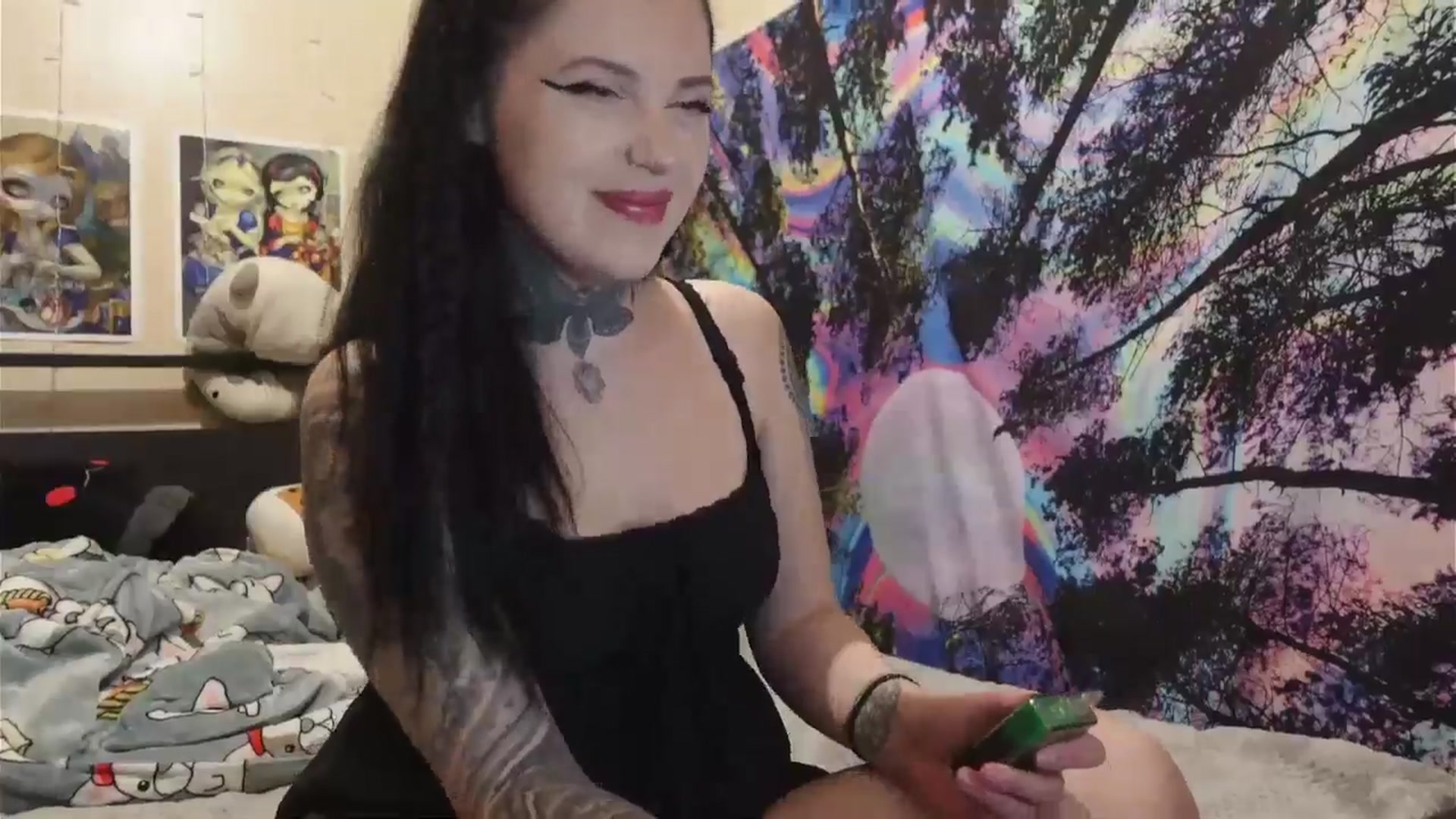Gallery image thumbnail from hazelxxxoo's myfreecams stream on, 05/23/2024, 06:44 image 14 of 20