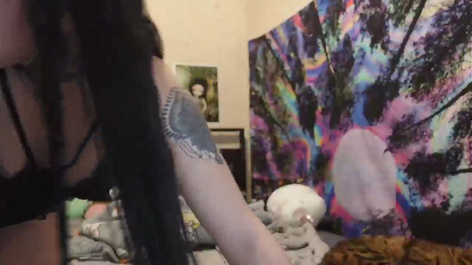 Gallery image thumbnail from hazelxxxoo's myfreecams stream on, 05/24/2024, 06:40 image 17 of 20