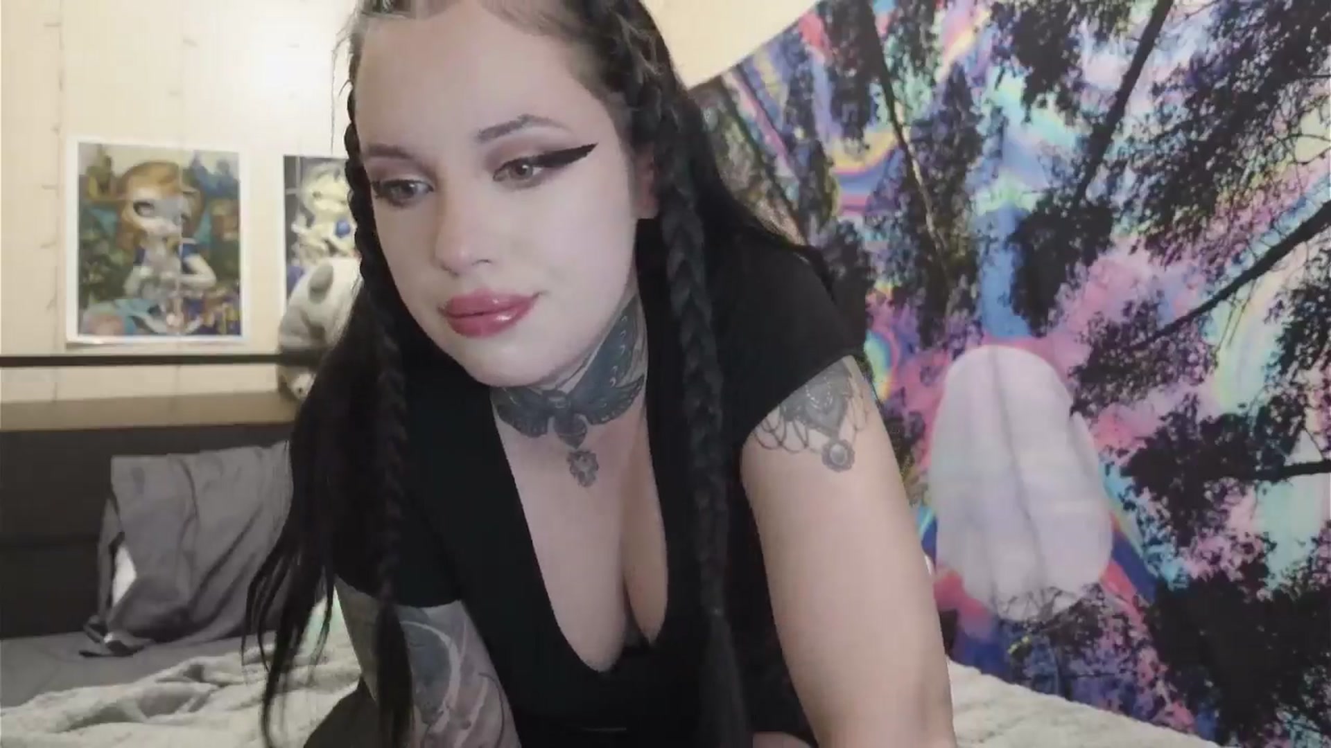 Gallery image thumbnail from hazelxxxoo's myfreecams stream on, 05/28/2024, 04:14 image 15 of 20