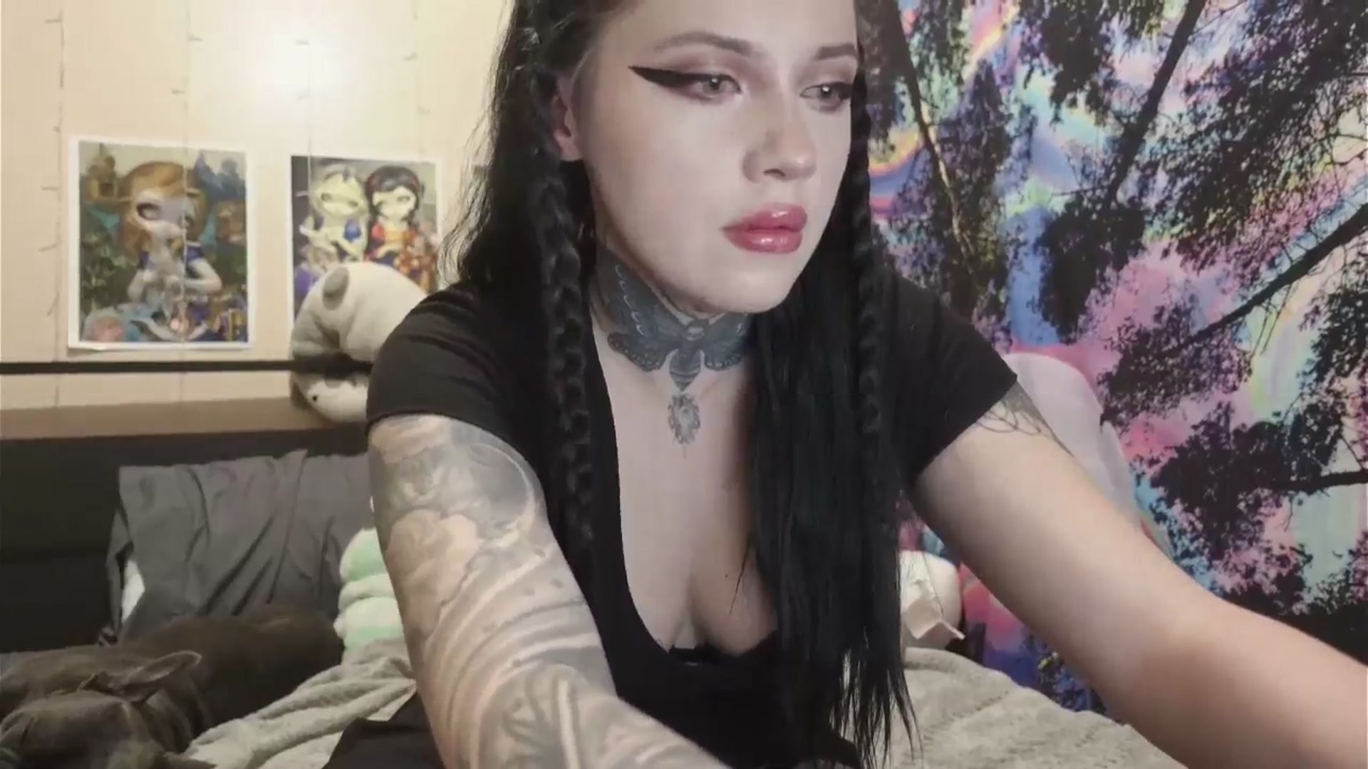 Gallery image thumbnail from hazelxxxoo's myfreecams stream on, 05/28/2024, 04:14 image 13 of 20