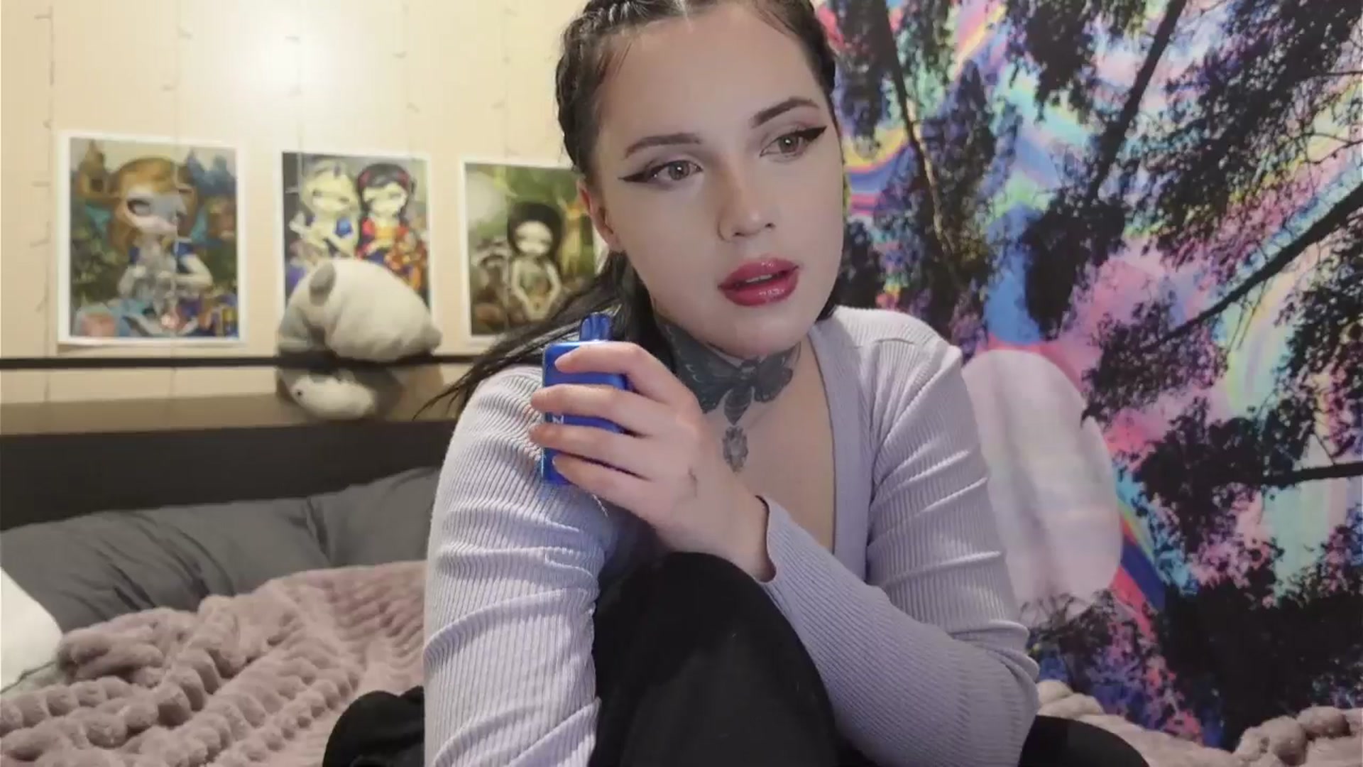 Gallery image thumbnail from hazelxxxoo's myfreecams stream on, 05/28/2024, 18:50 image 17 of 20