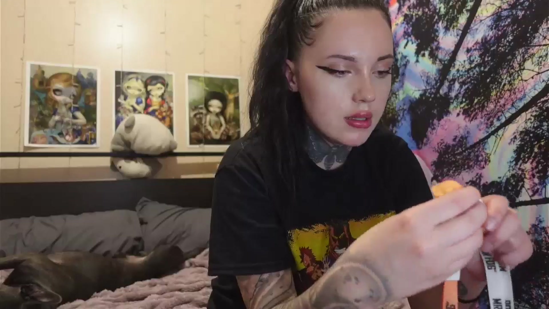 Gallery image thumbnail from hazelxxxoo's myfreecams stream on, 05/30/2024, 04:58 image 20 of 20