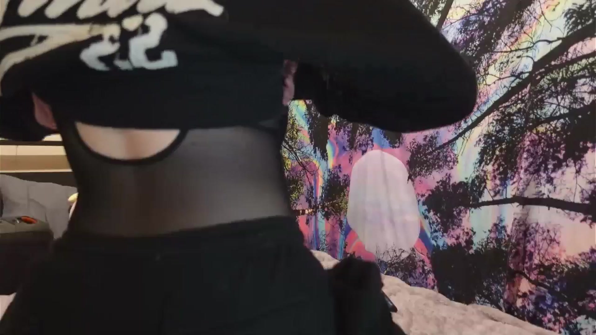 Gallery image thumbnail from hazelxxxoo's myfreecams stream on, 06/07/2024, 03:11 image 19 of 20
