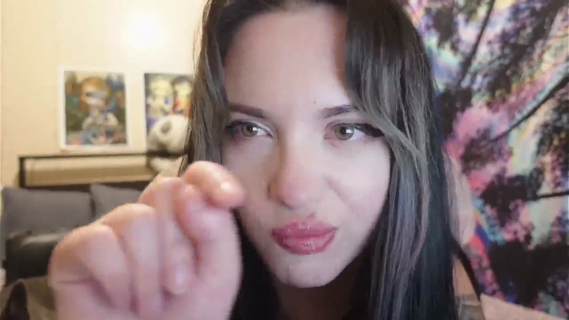 Gallery image thumbnail from hazelxxxoo's myfreecams stream on, 06/07/2024, 05:12 image 19 of 20