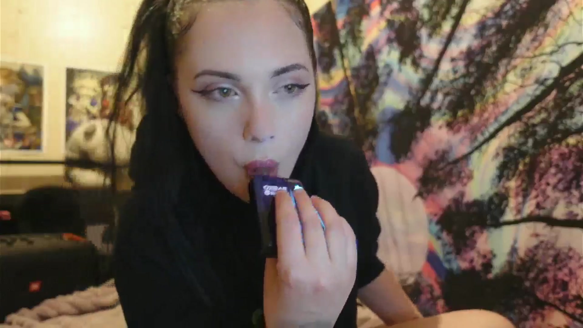 Gallery image thumbnail from hazelxxxoo's myfreecams stream on, 06/14/2024, 02:55 image 17 of 20