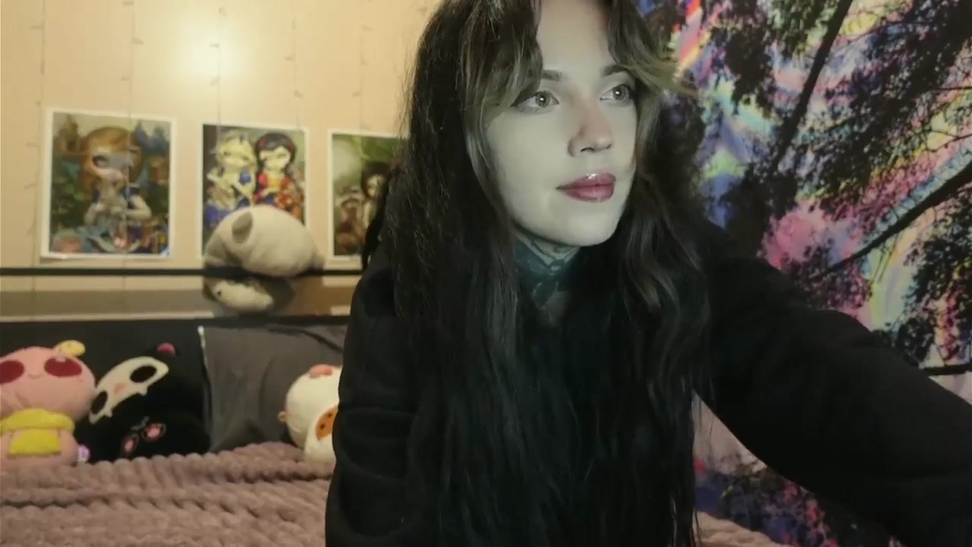 Gallery image thumbnail from hazelxxxoo's myfreecams stream on, 06/19/2024, 01:44 image 2 of 20