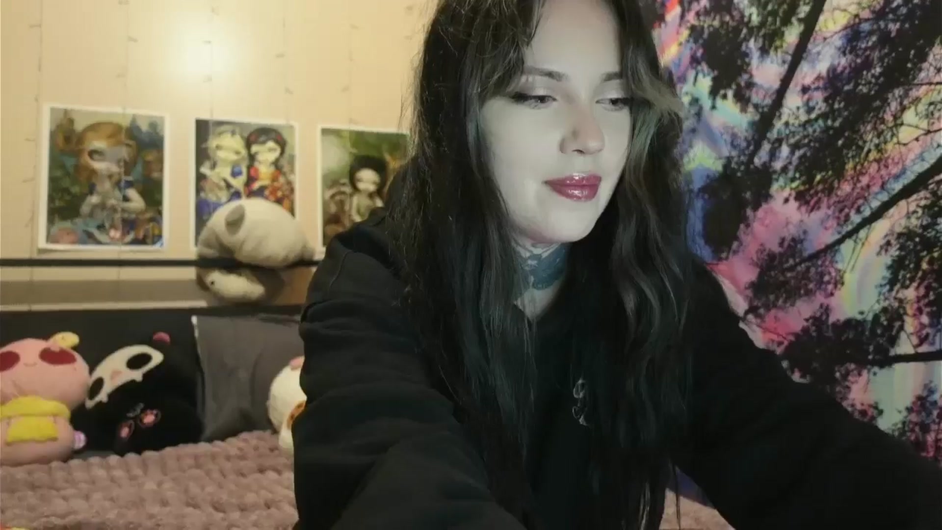 Gallery image thumbnail from hazelxxxoo's myfreecams stream on, 06/19/2024, 03:07 image 14 of 20