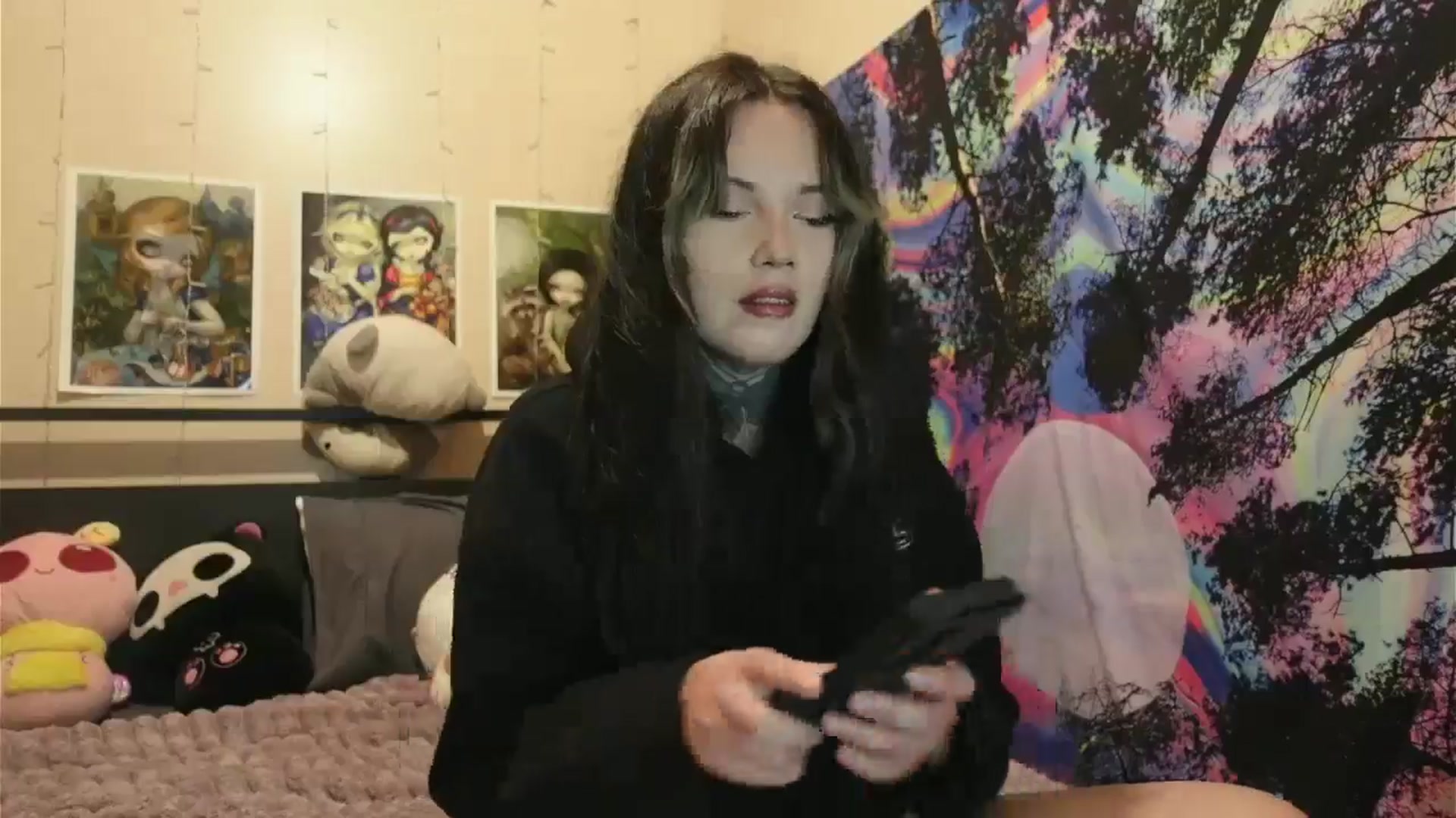 Gallery image thumbnail from hazelxxxoo's myfreecams stream on, 06/19/2024, 03:07 image 9 of 20