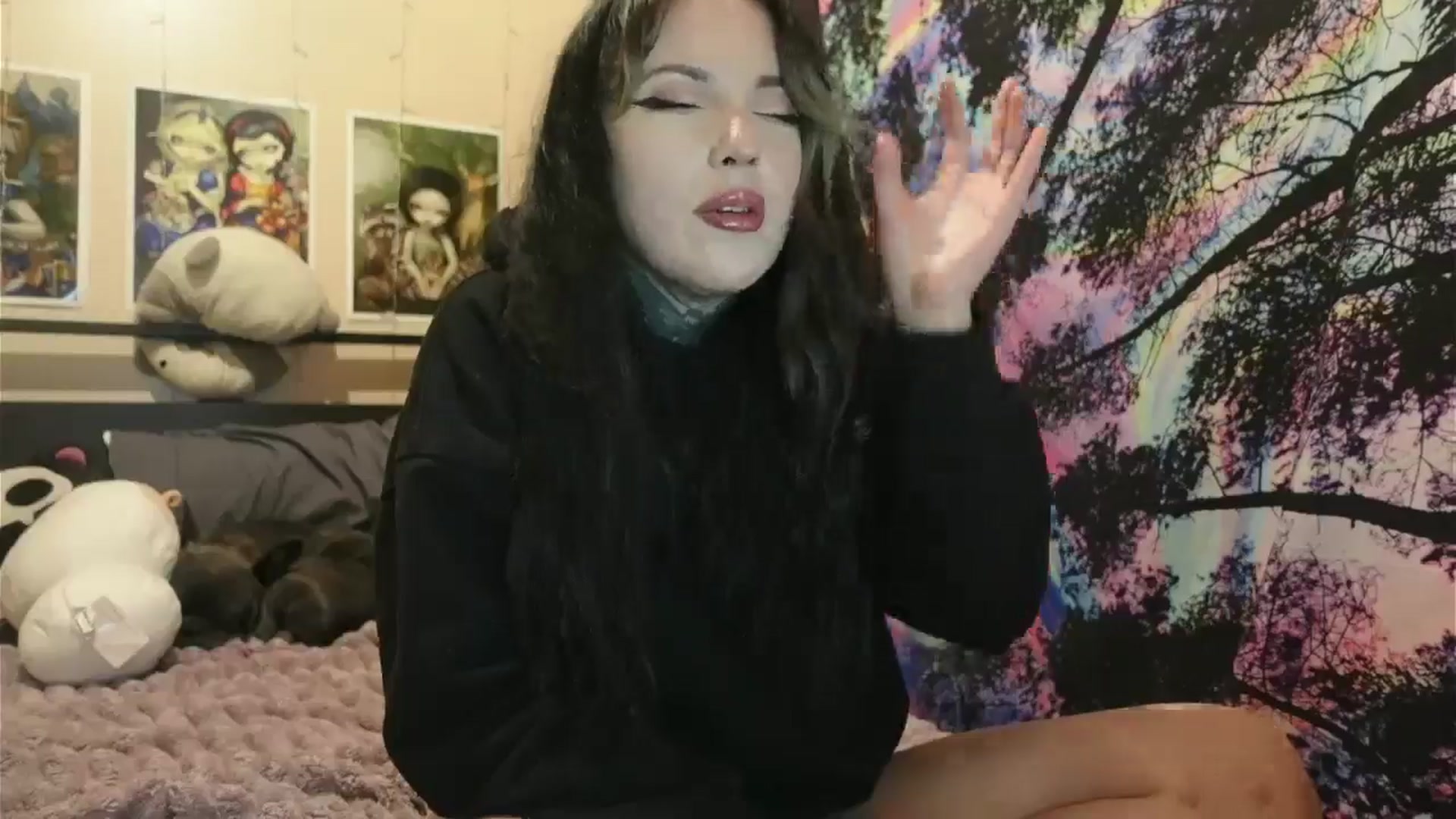 Gallery image thumbnail from hazelxxxoo's myfreecams stream on, 06/19/2024, 04:11 image 19 of 20