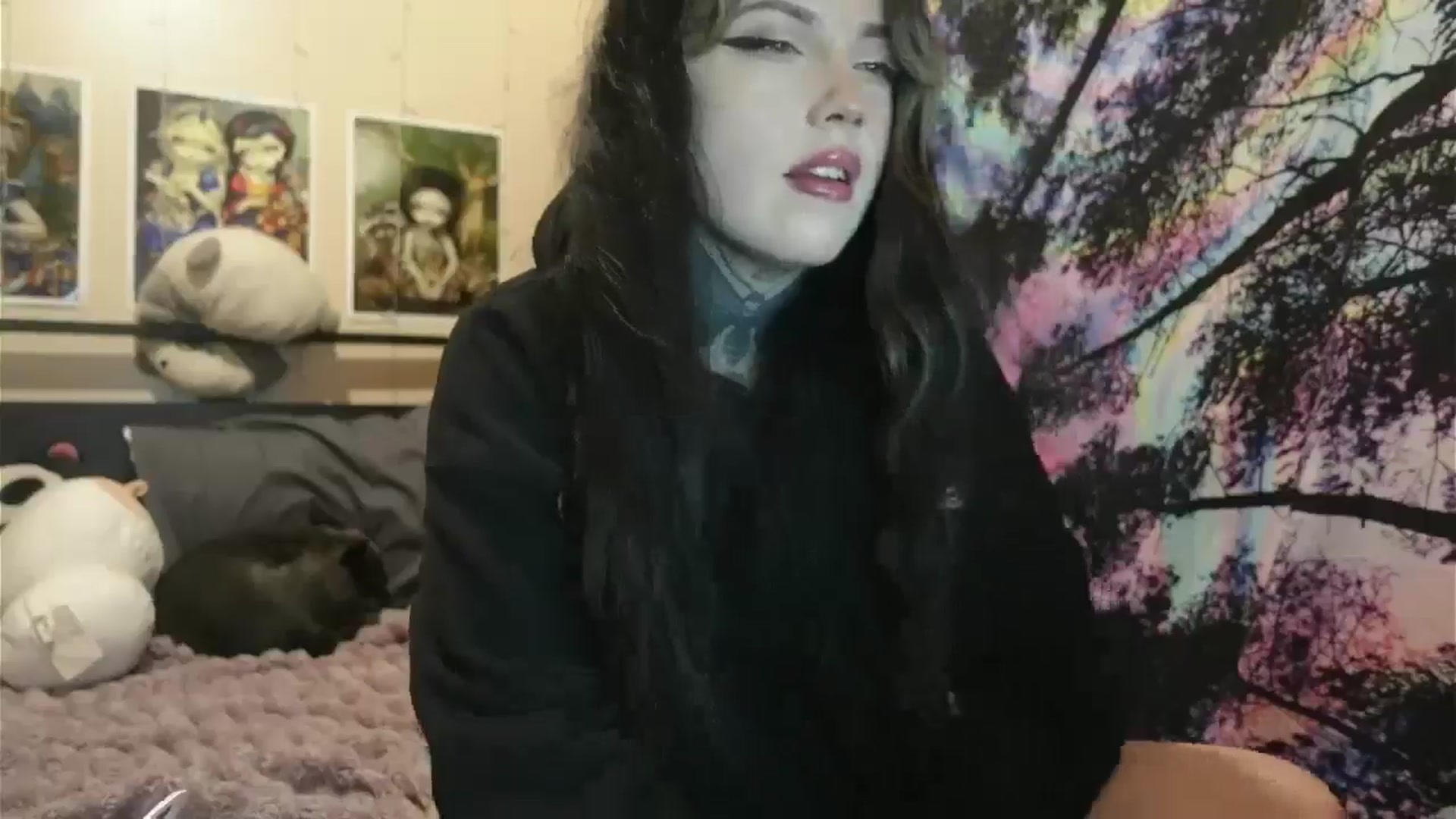 Gallery image thumbnail from hazelxxxoo's myfreecams stream on, 06/19/2024, 04:11 image 20 of 20