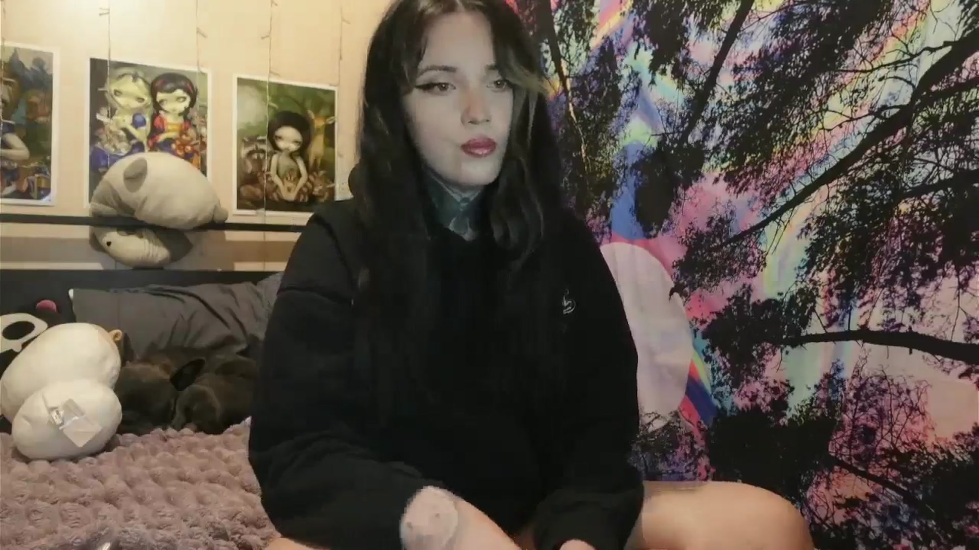 Gallery image thumbnail from hazelxxxoo's myfreecams stream on, 06/19/2024, 04:11 image 13 of 20