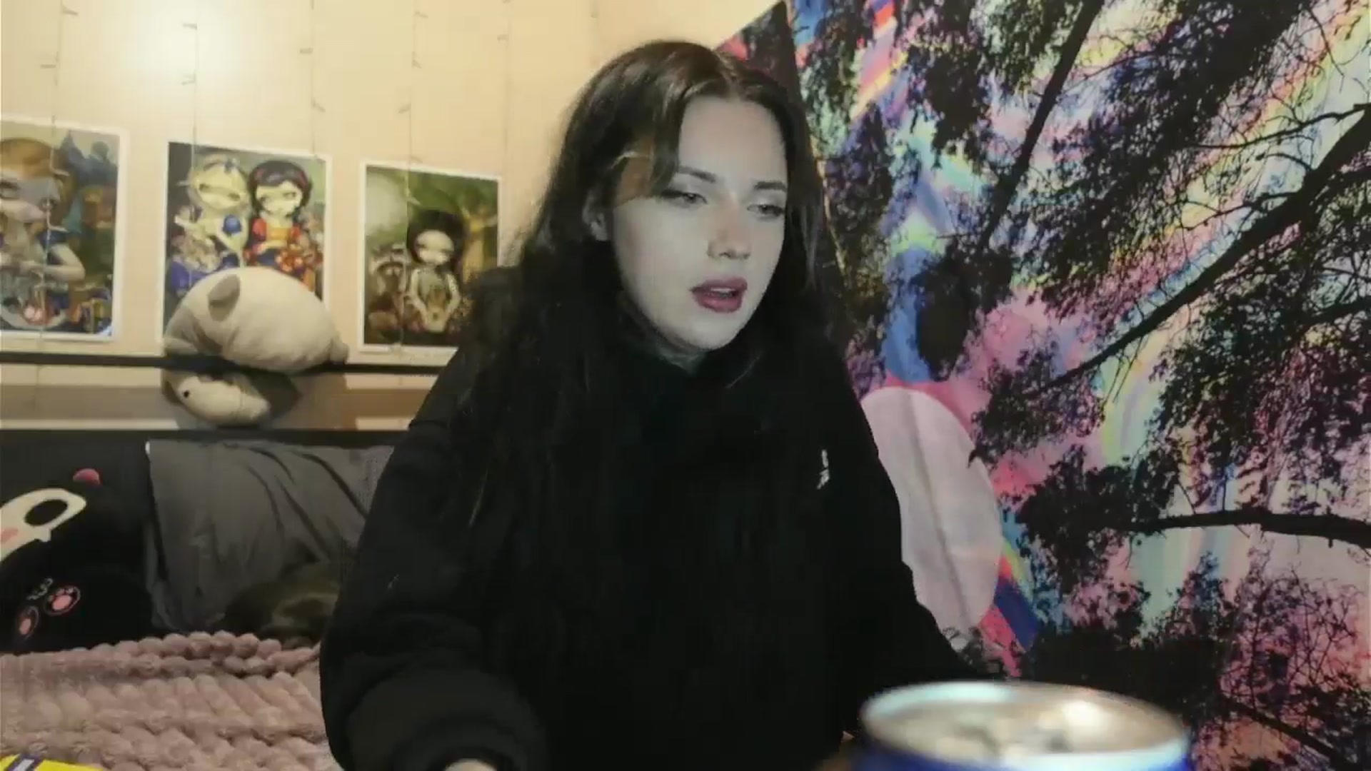 Gallery image thumbnail from hazelxxxoo's myfreecams stream on, 06/19/2024, 06:35 image 7 of 20
