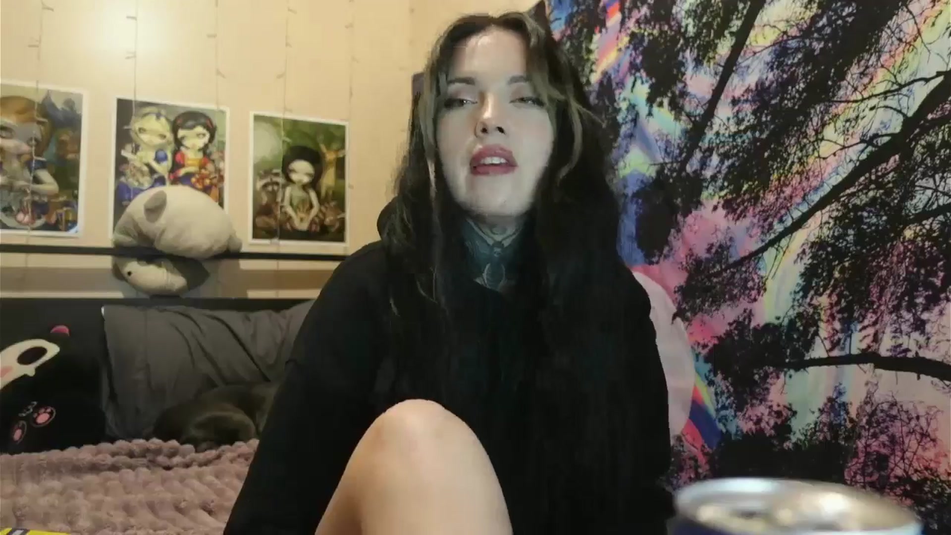 Gallery image thumbnail from hazelxxxoo's myfreecams stream on, 06/19/2024, 06:35 image 2 of 20