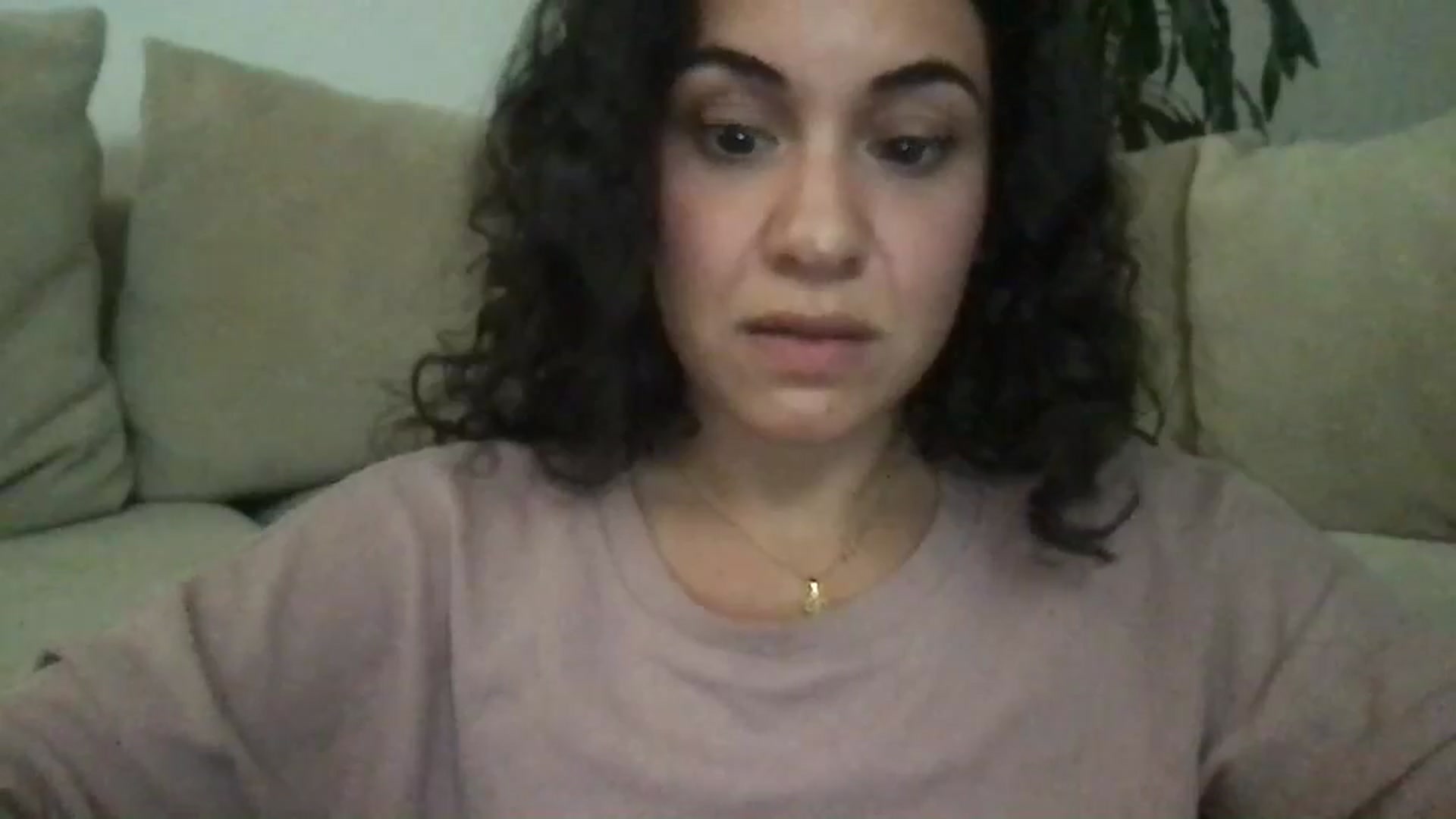 Gallery image thumbnail from headfluff's myfreecams stream on, 12/18/2025, 03:54 image 17 of 20