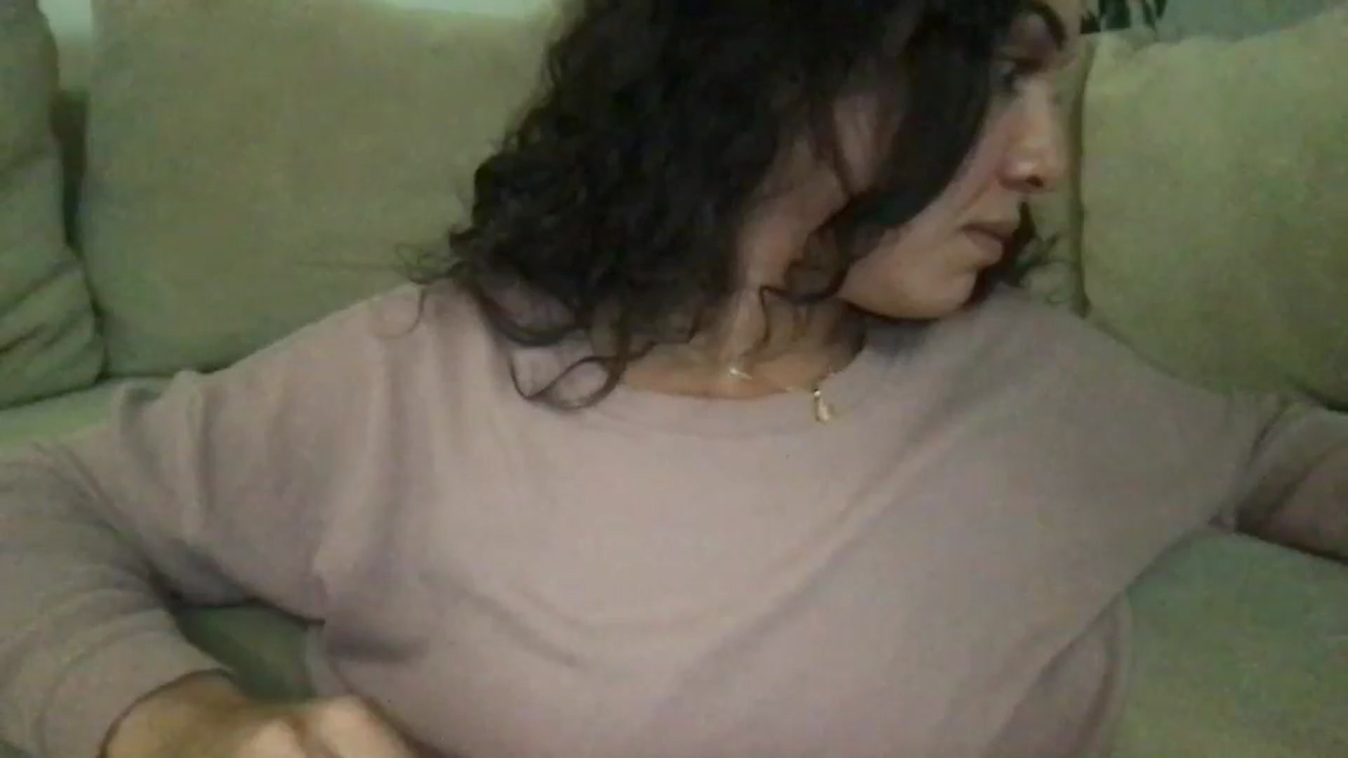 Gallery image thumbnail from headfluff's myfreecams stream on, 12/18/2025, 03:54 image 13 of 20