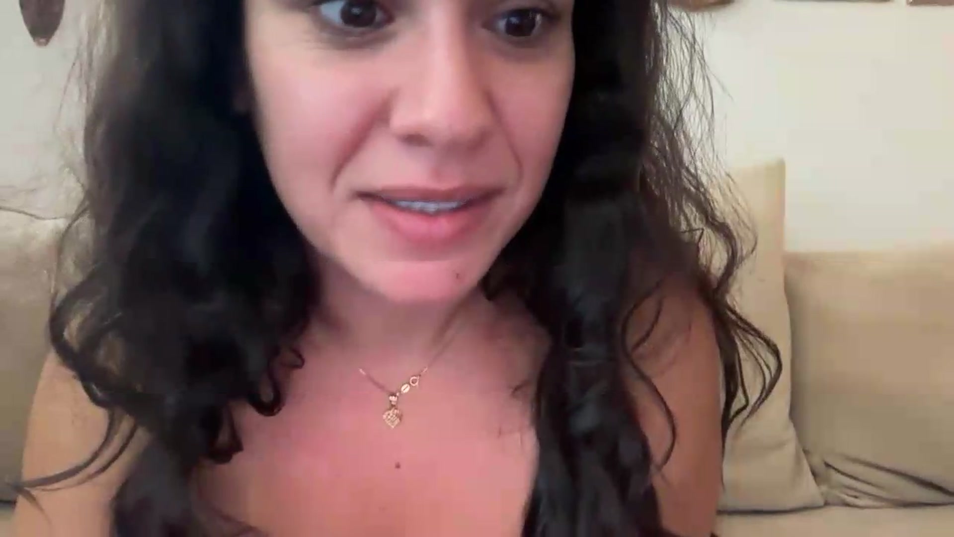 Gallery image thumbnail from headfluff's myfreecams stream on, 09/03/2026, 20:34 image 13 of 20