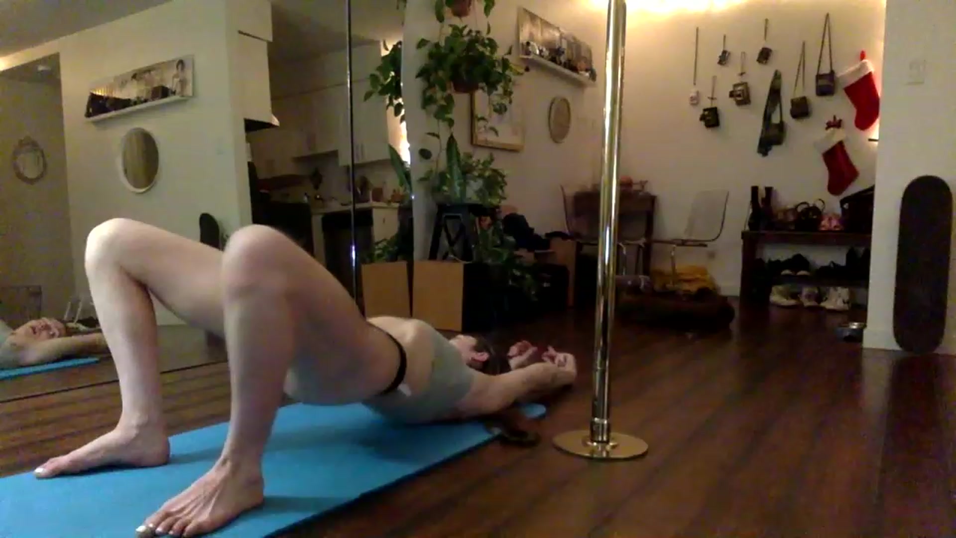 Gallery image thumbnail from heidixoxox's myfreecams stream on, 01/20/2023, 02:49 image 8 of 20