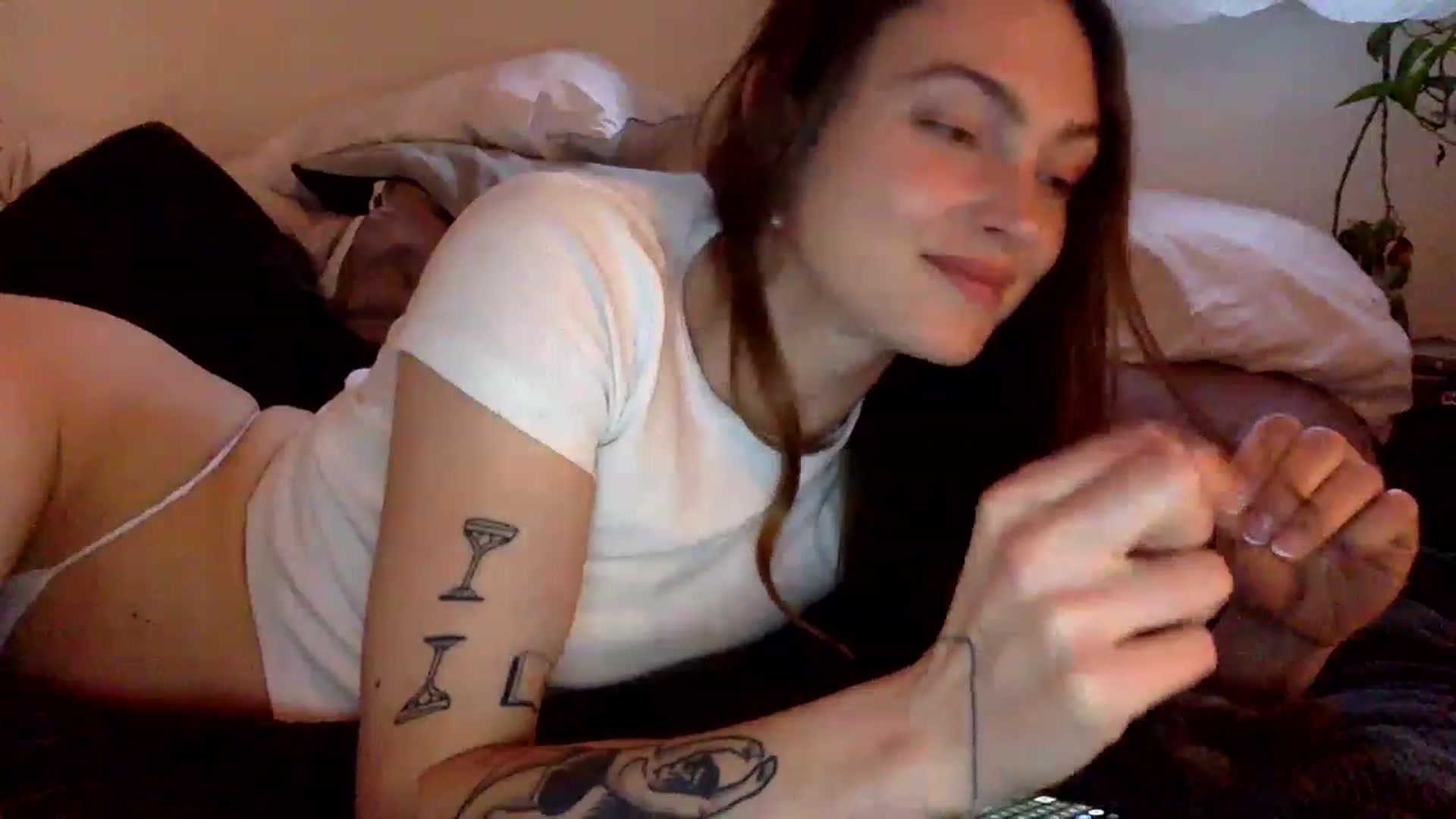 Gallery image thumbnail from heidixoxox's myfreecams stream on, 05/09/2023, 03:46 image 6 of 20