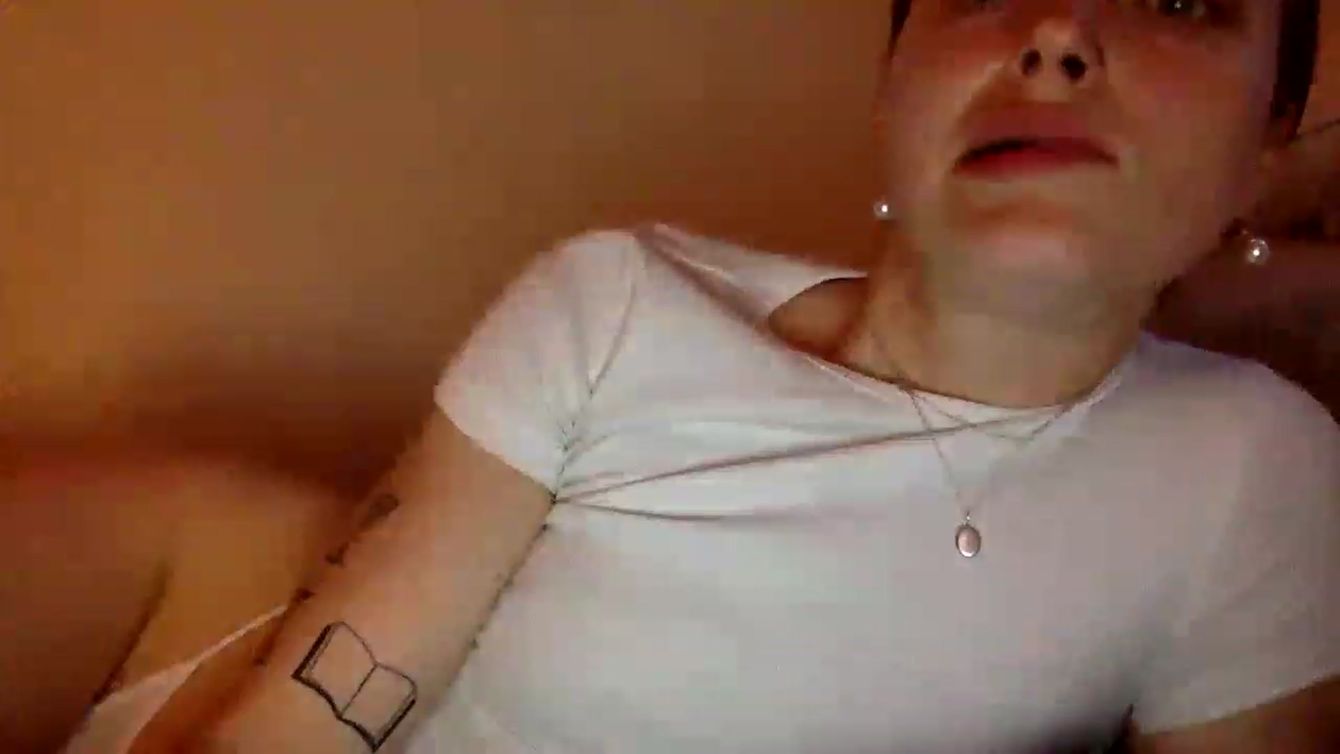Gallery image thumbnail from heidixoxox's myfreecams stream on, 05/09/2023, 03:46 image 17 of 20