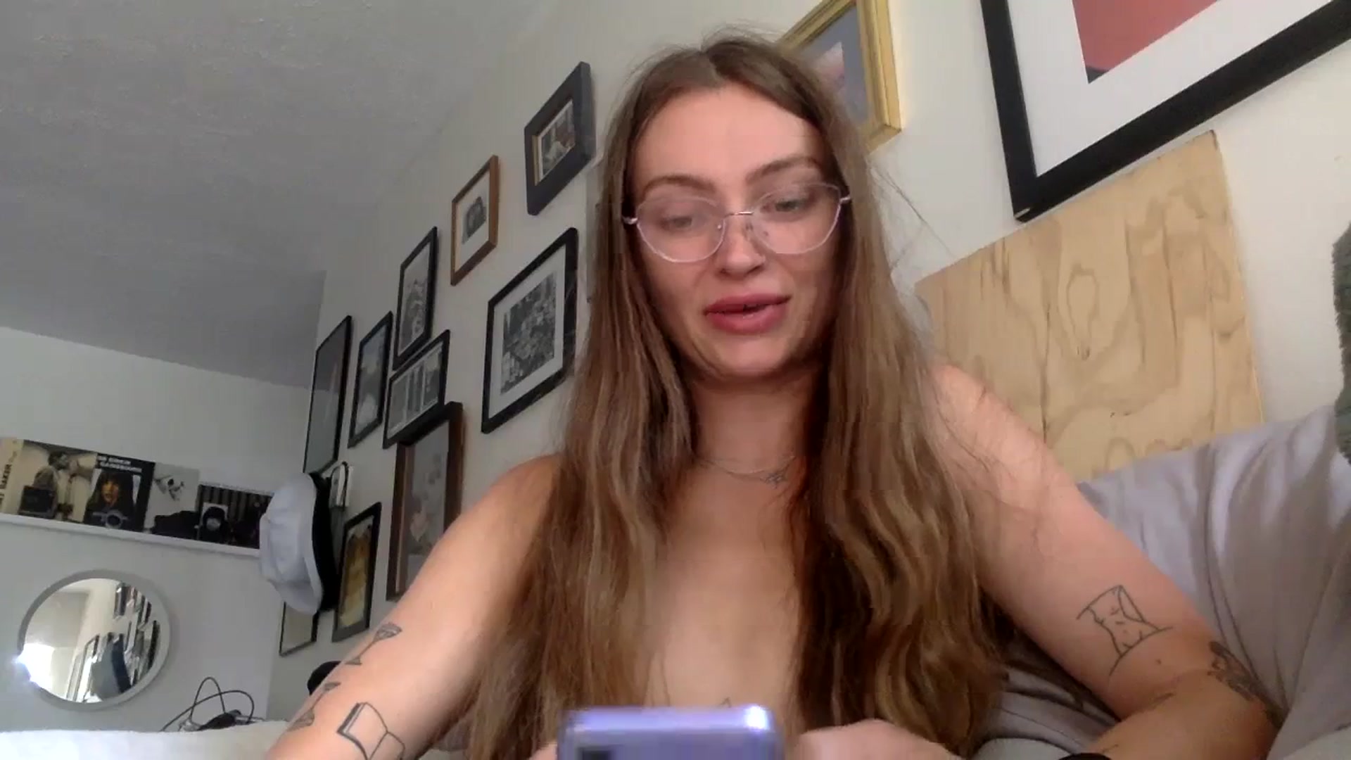 Gallery image thumbnail from heidixoxox's myfreecams stream on, 08/25/2023, 17:24 image 8 of 20