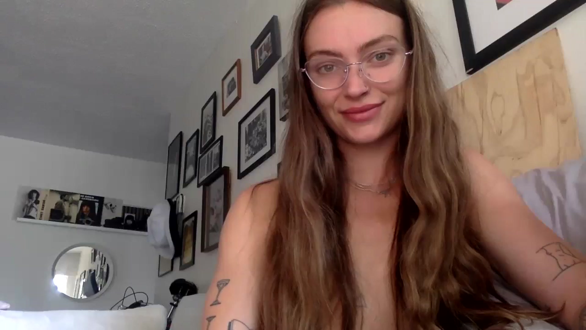 Gallery image thumbnail from heidixoxox's myfreecams stream on, 08/25/2023, 17:24 image 3 of 20