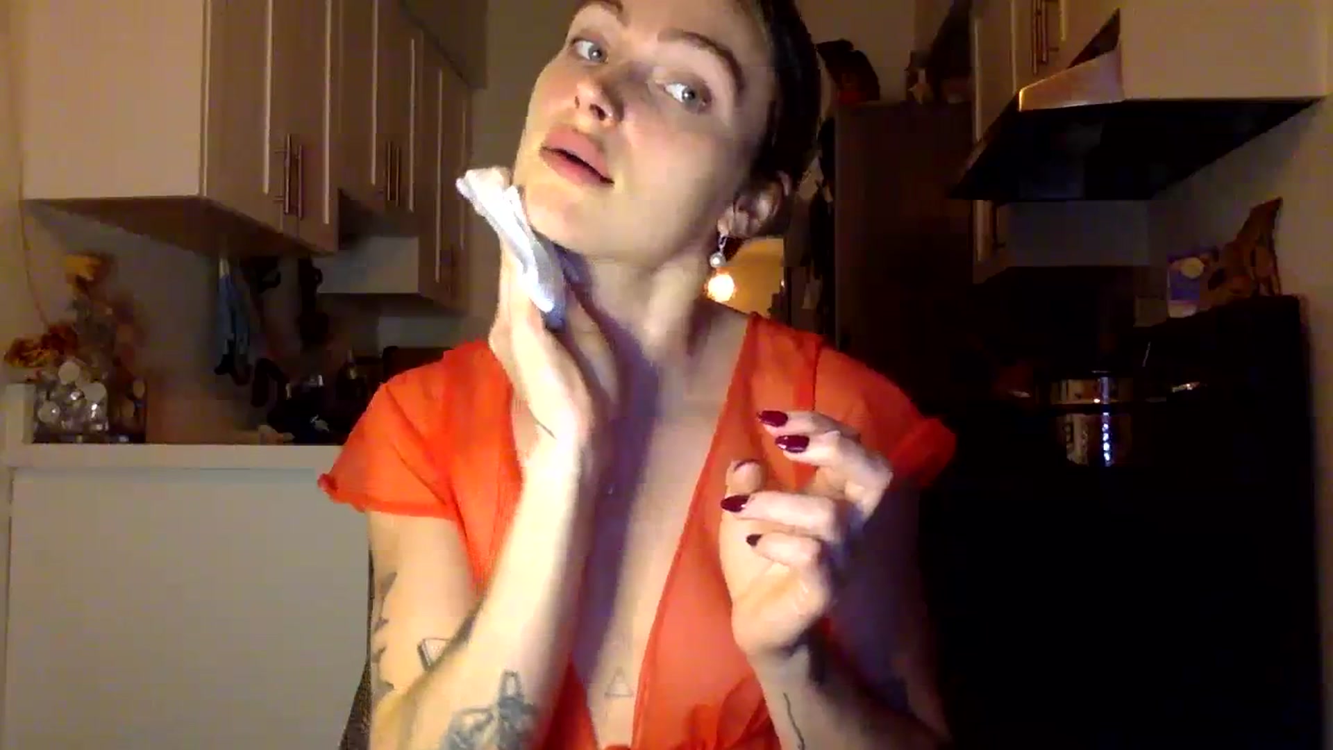 Gallery image thumbnail from heidixoxox's myfreecams stream on, 11/12/2023, 07:16 image 3 of 20