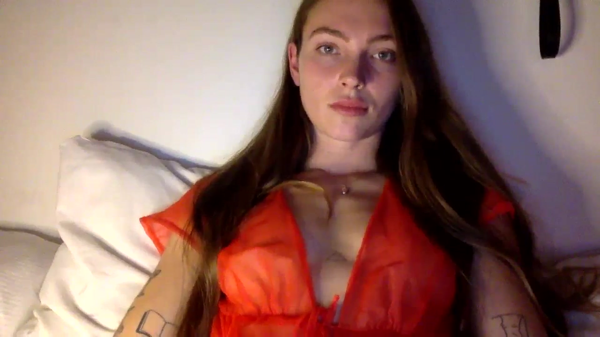 Gallery image thumbnail from heidixoxox's myfreecams stream on, 11/18/2023, 04:11 image 11 of 20