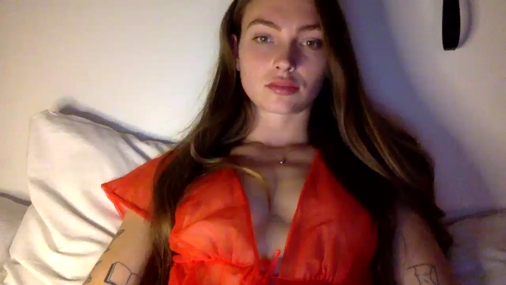 Gallery image thumbnail from heidixoxox's myfreecams stream on, 11/18/2023, 04:11 image 12 of 20