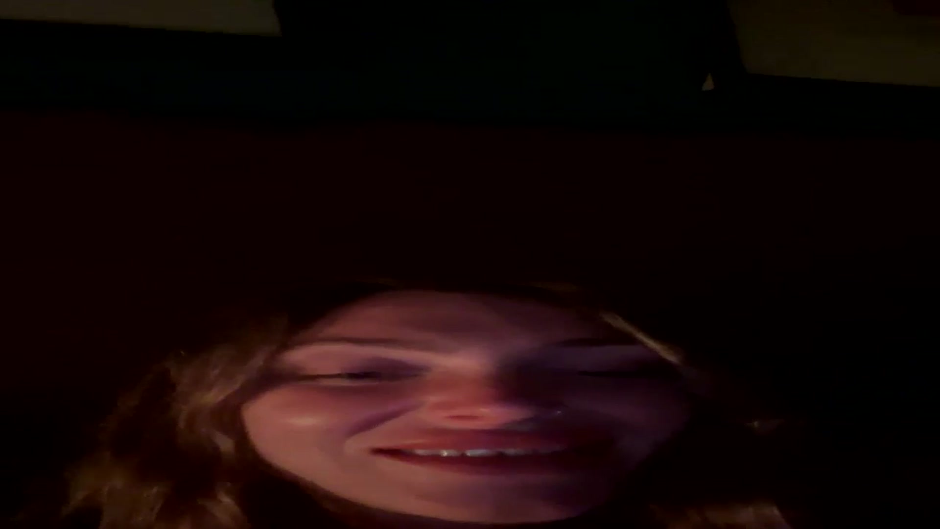 Gallery image thumbnail from heidixoxox's myfreecams stream on, 07/01/2024, 07:45 image 13 of 20