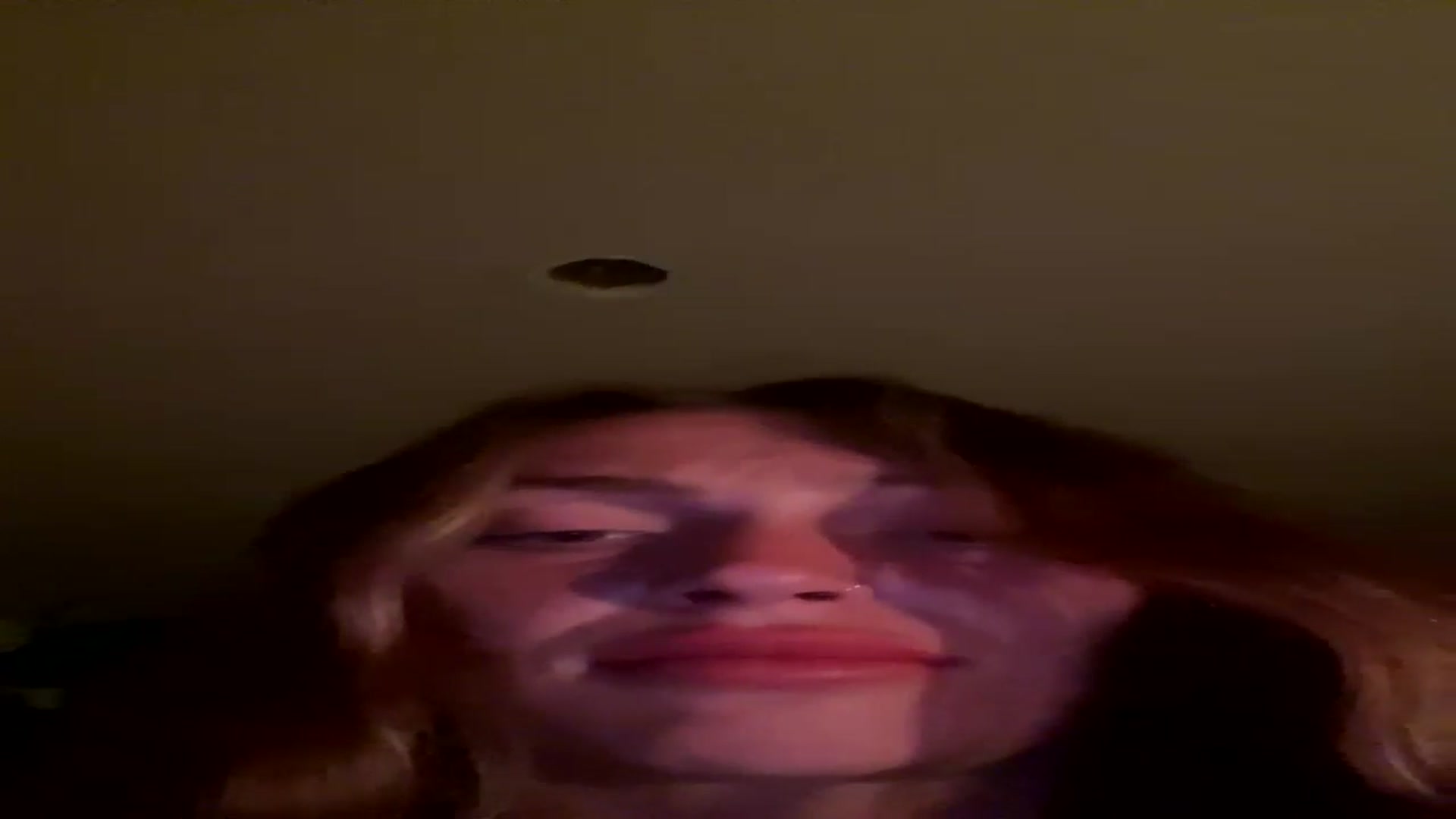 Gallery image thumbnail from heidixoxox's myfreecams stream on, 07/01/2024, 08:16 image 11 of 20