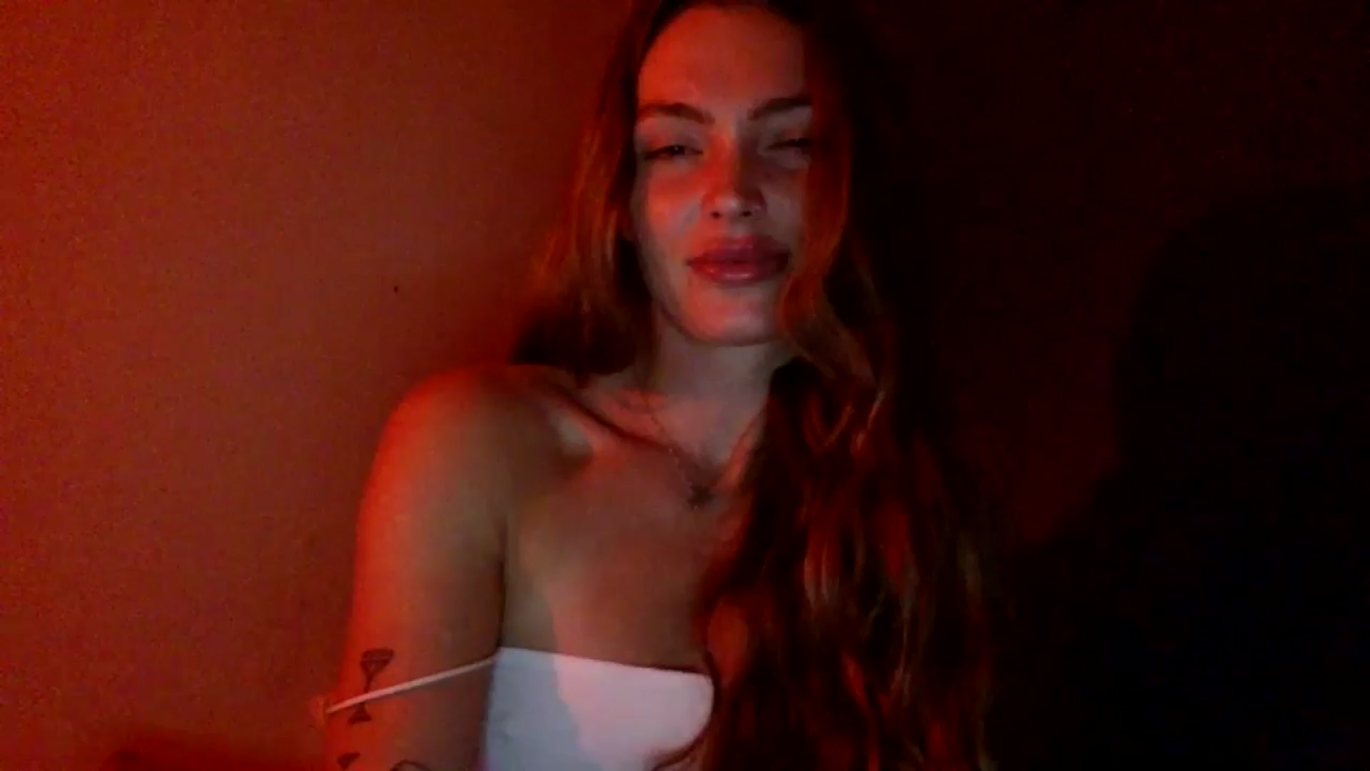 Gallery image thumbnail from heidixoxox's myfreecams stream on, 09/21/2024, 08:24 image 7 of 20