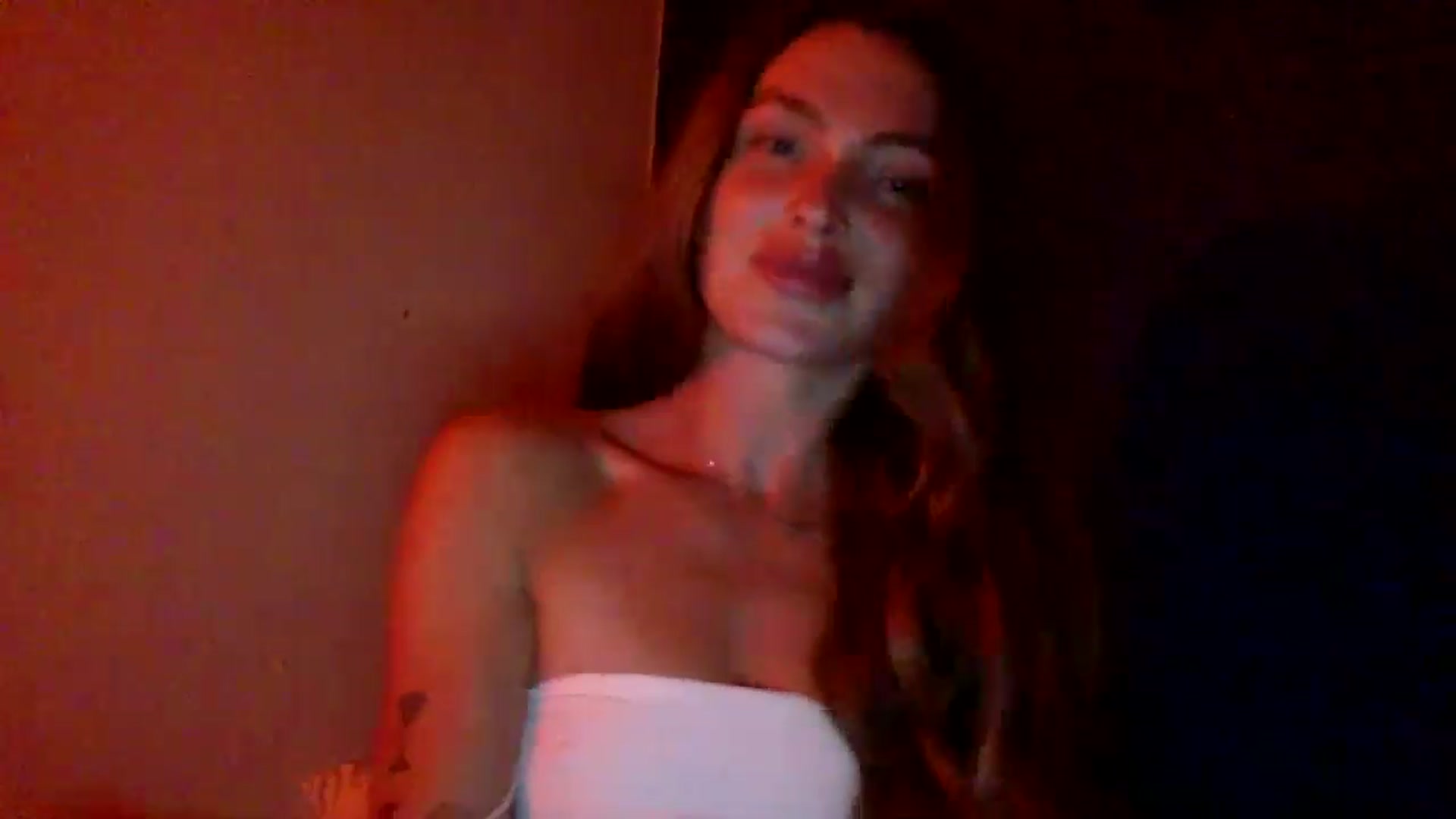 Gallery image thumbnail from heidixoxox's myfreecams stream on, 09/21/2024, 08:24 image 6 of 20