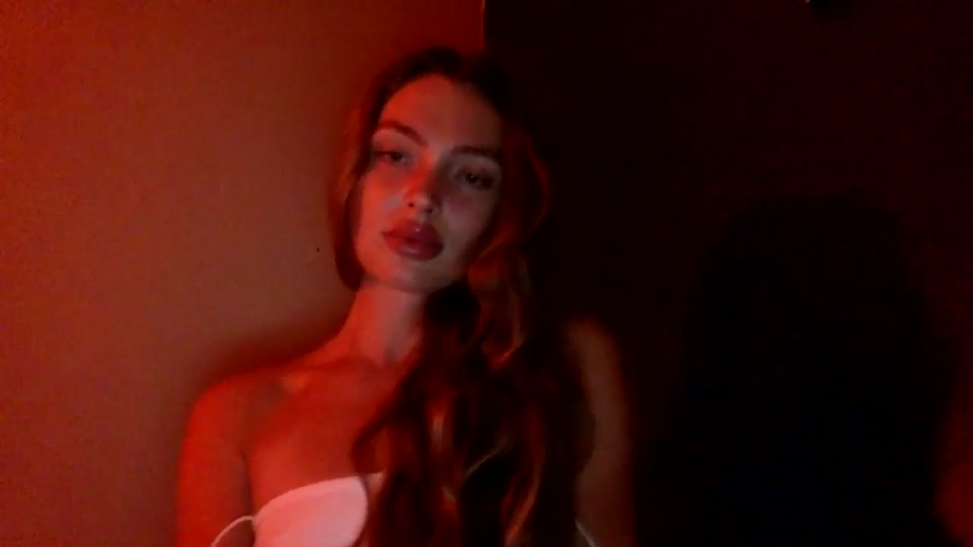 Gallery image thumbnail from heidixoxox's myfreecams stream on, 09/21/2024, 08:24 image 2 of 20