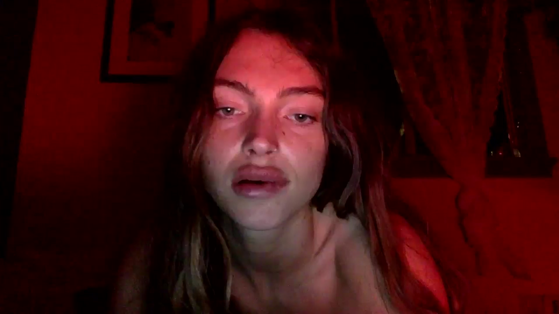 Gallery image thumbnail from heidixoxox's myfreecams stream on, 04/14/2025, 12:14 image 10 of 20