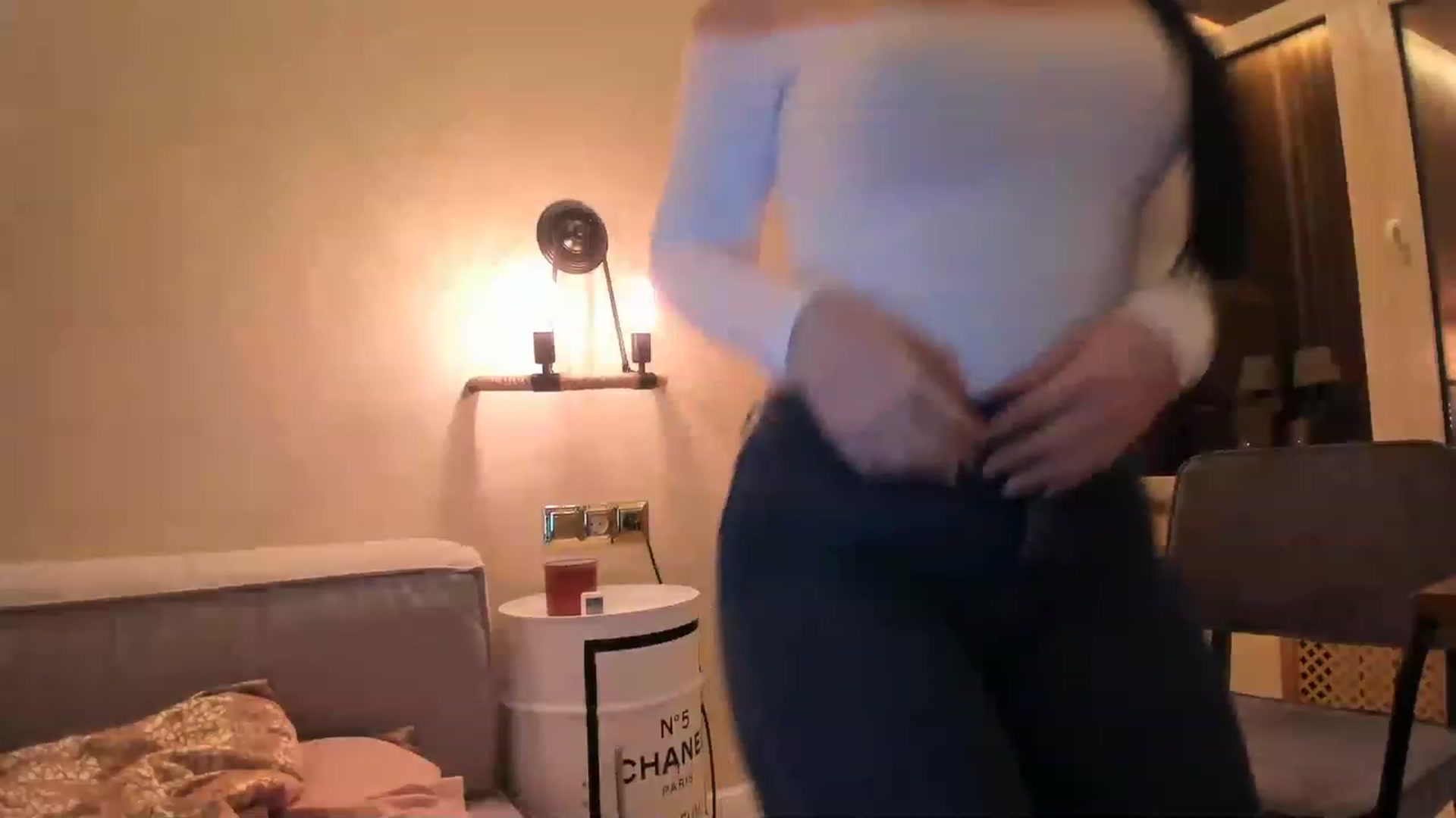 Gallery image thumbnail from helenabb2323's myfreecams stream on, 04/14/2023, 18:45 image 12 of 20