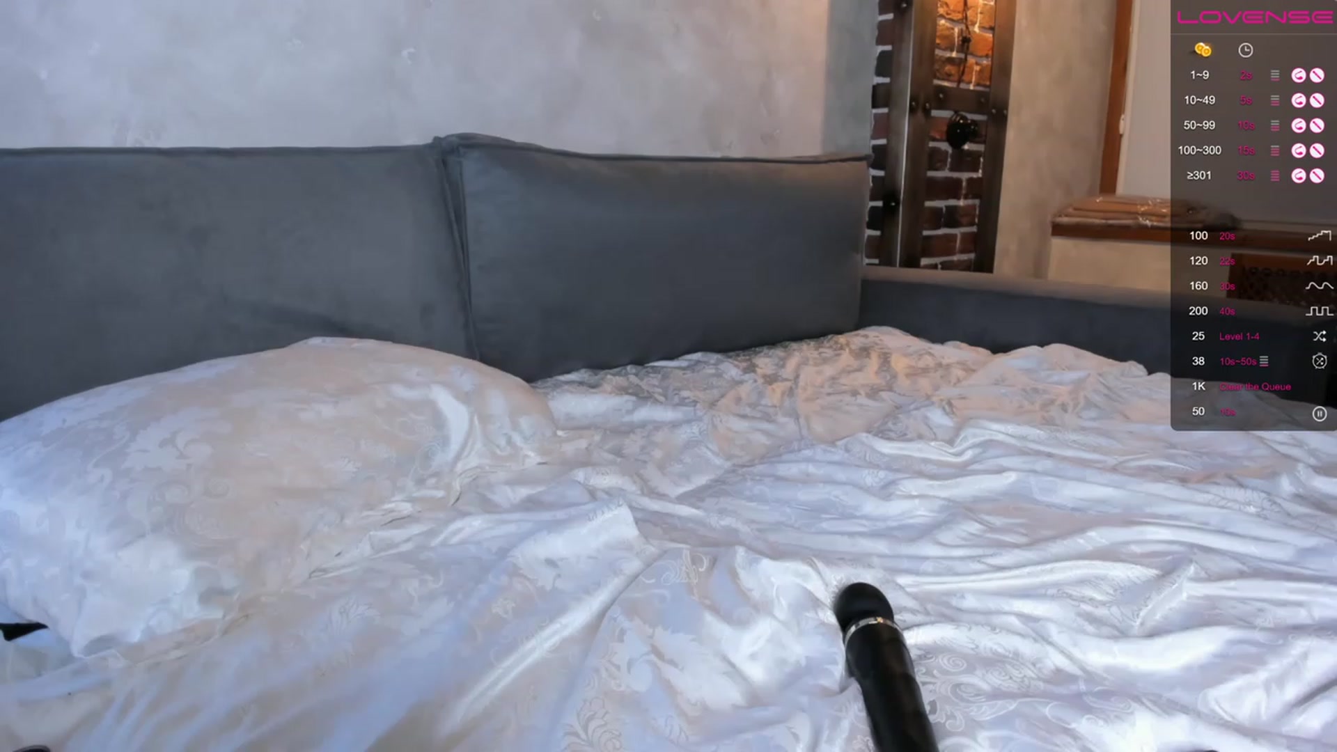 Gallery image thumbnail from helenabb2323's myfreecams stream on, 08/08/2023, 16:03 image 13 of 20