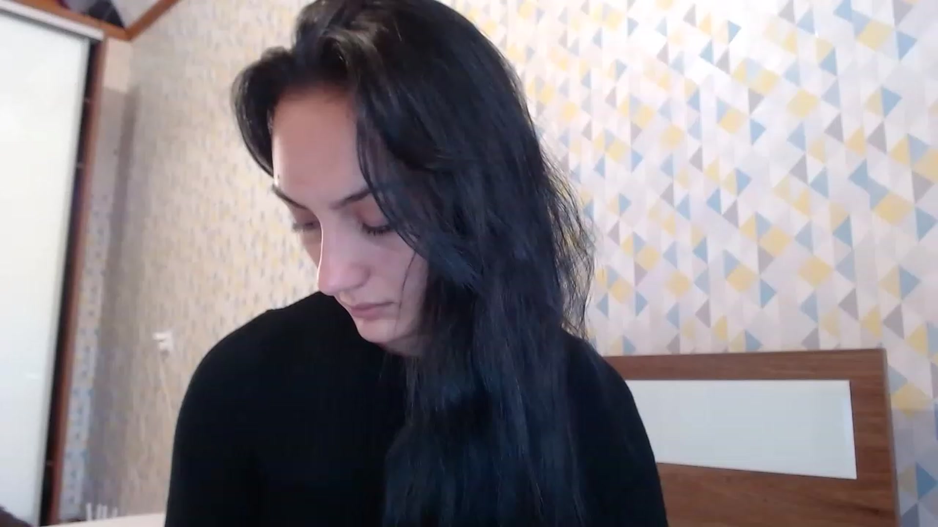 Gallery image thumbnail from hello_Ukraine's myfreecams stream on, 12/04/2022, 13:12 image 8 of 20