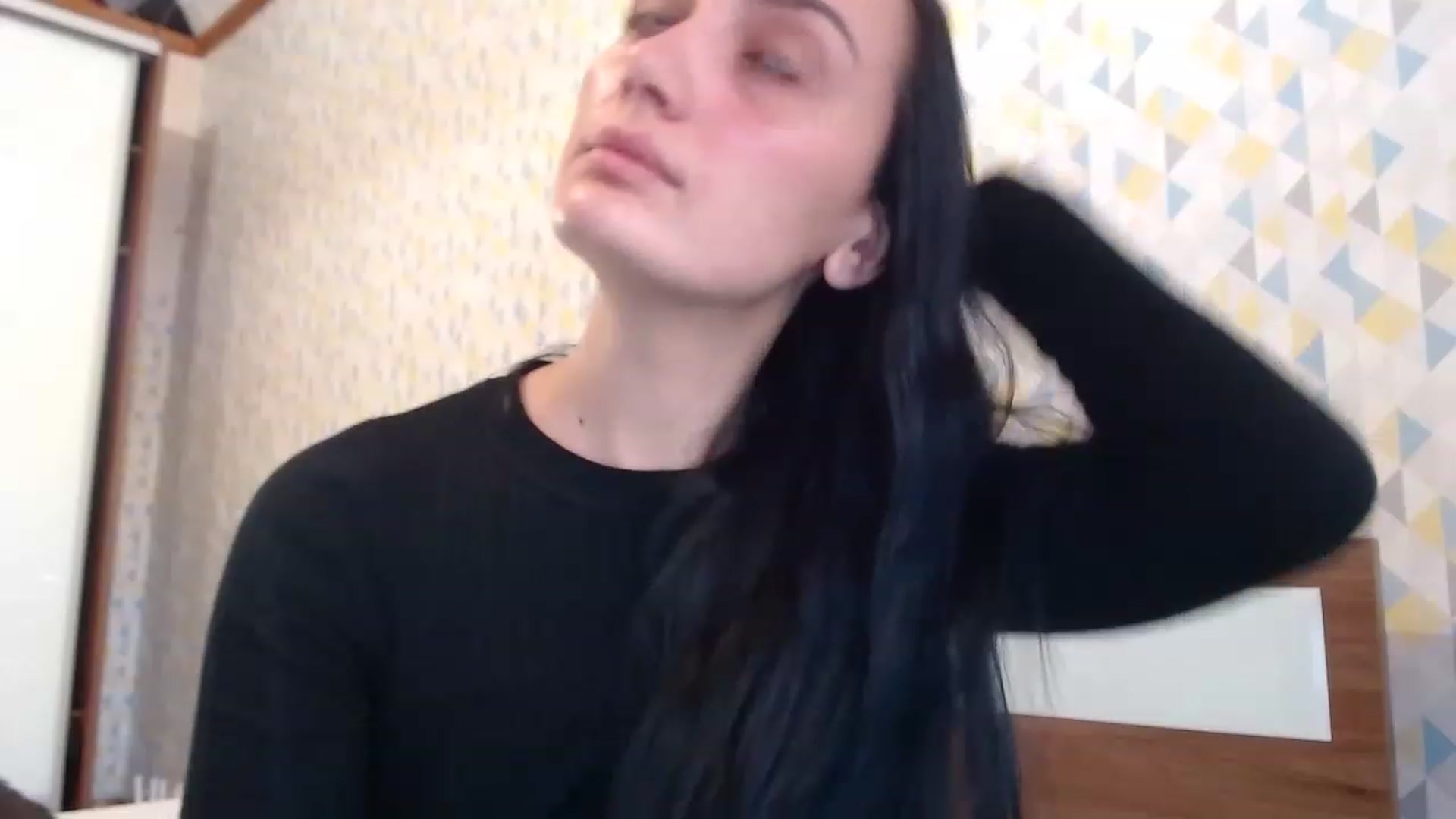 Gallery image thumbnail from hello_Ukraine's myfreecams stream on, 12/04/2022, 13:12 image 7 of 20