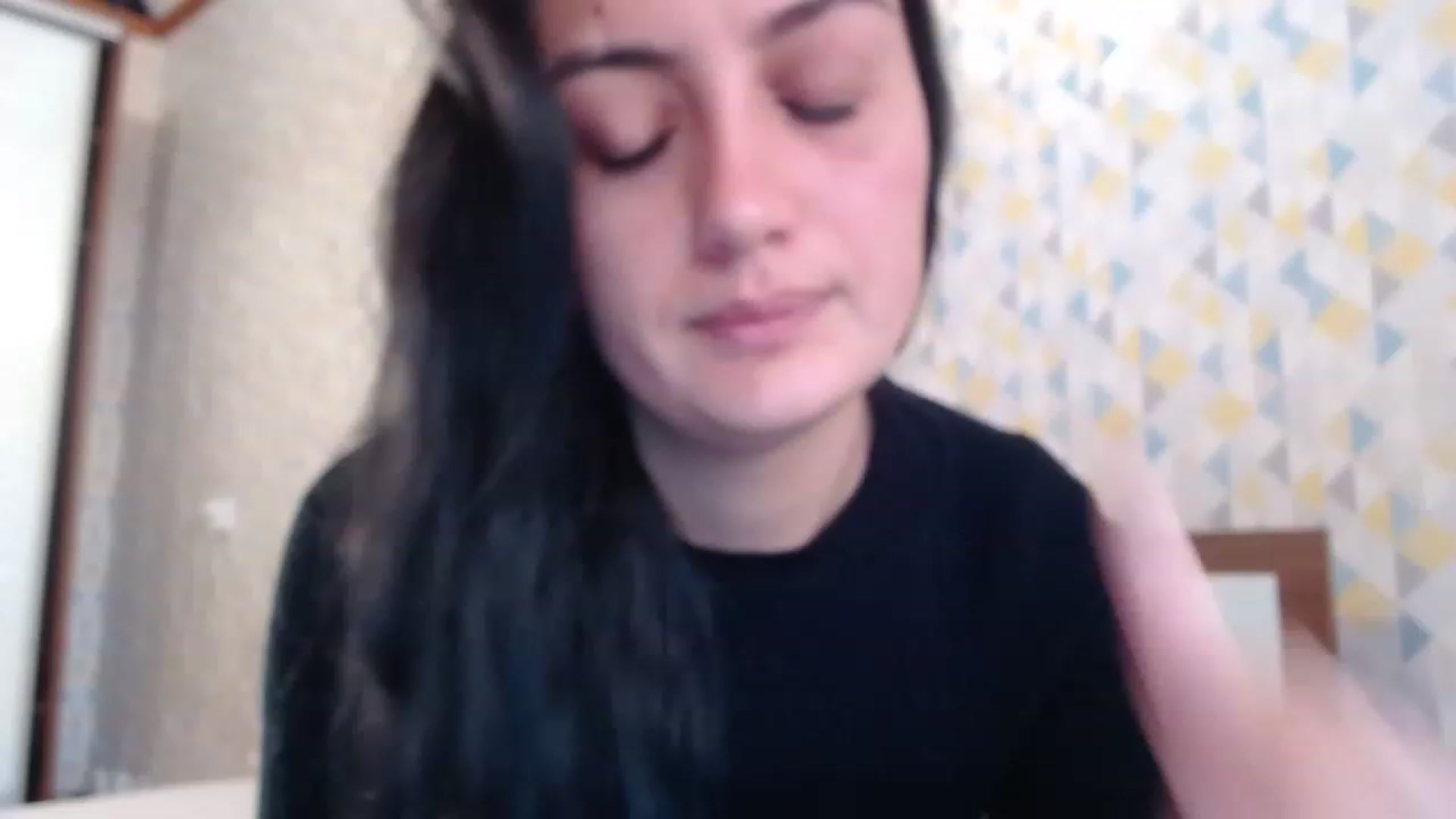 Gallery image thumbnail from hello_Ukraine's myfreecams stream on, 12/04/2022, 13:12 image 1 of 20