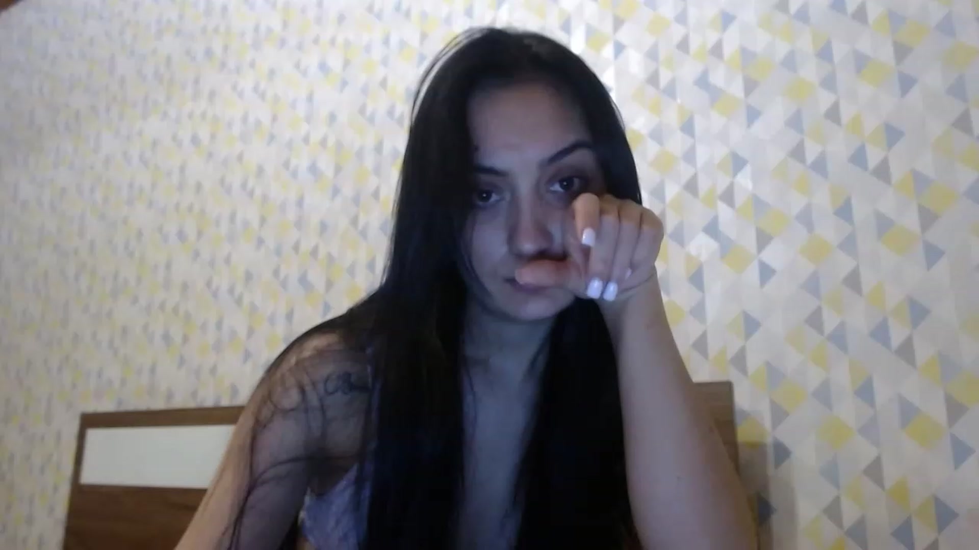 Gallery image thumbnail from hello_Ukraine's myfreecams stream on, 12/18/2022, 19:53 image 6 of 20
