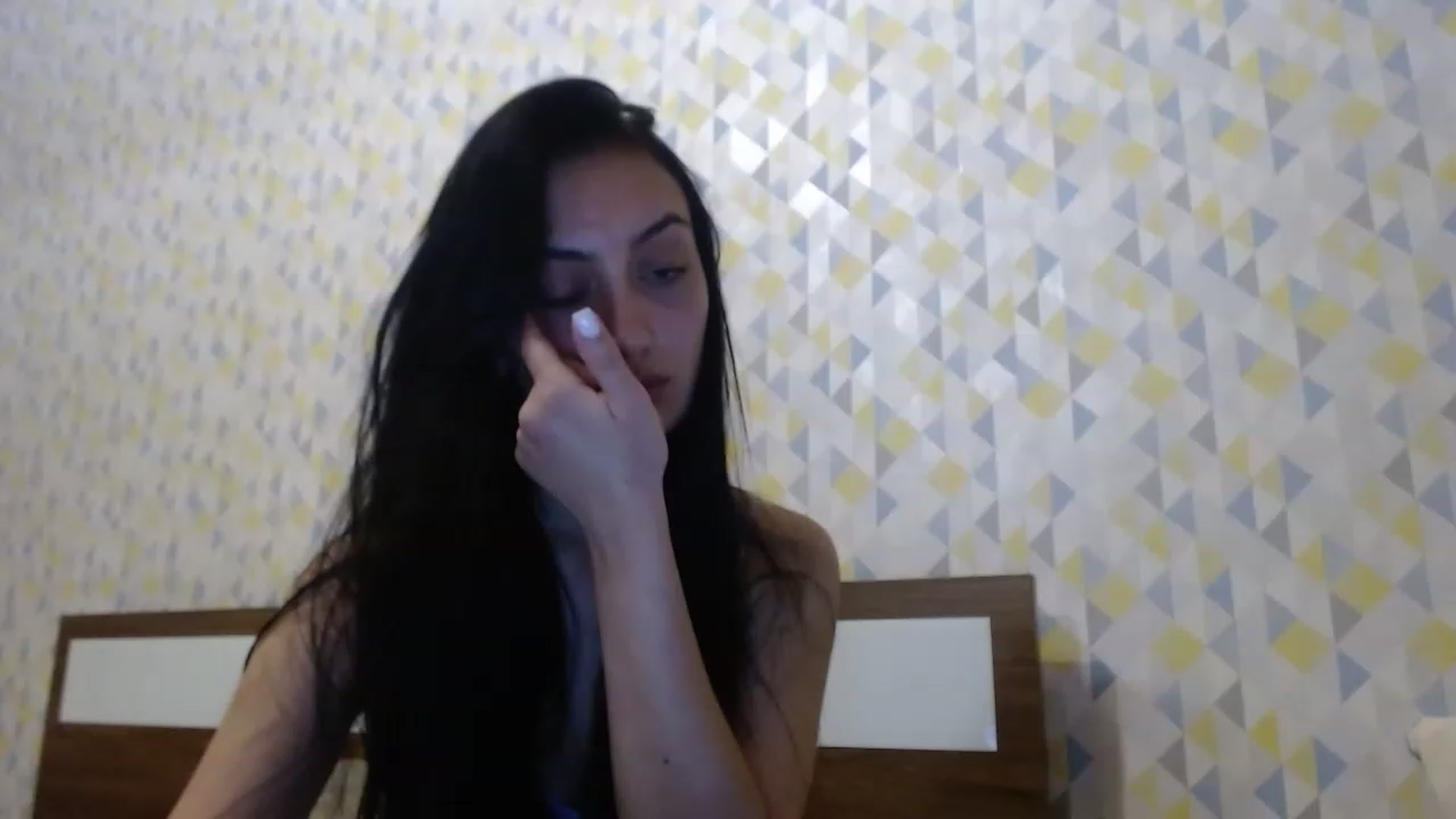 Gallery image thumbnail from hello_Ukraine's myfreecams stream on, 12/18/2022, 19:53 image 1 of 20