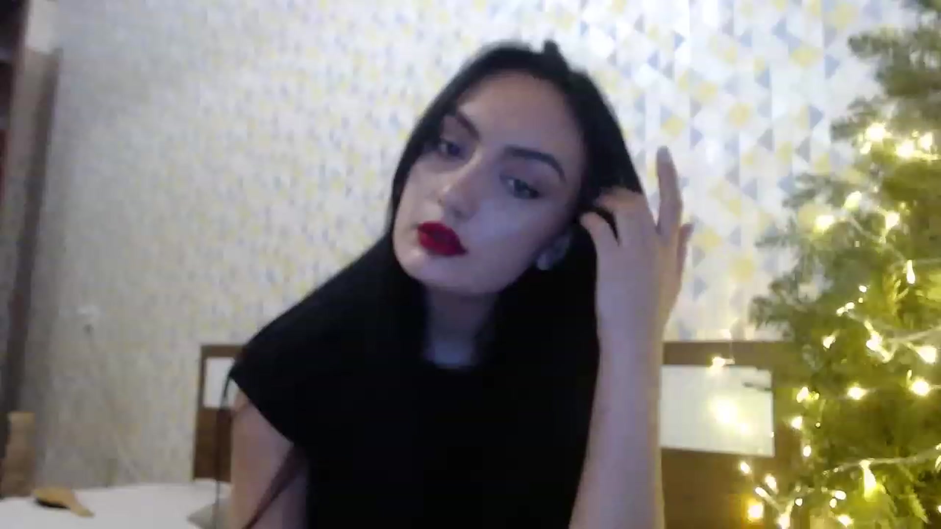Gallery image thumbnail from hello_Ukraine's myfreecams stream on, 12/25/2022, 13:07 image 5 of 20