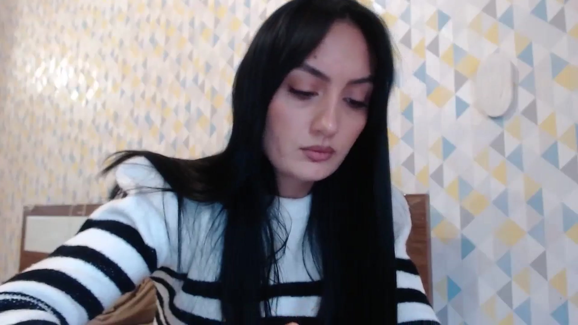 Gallery image thumbnail from hello_Ukraine's myfreecams stream on, 11/23/2023, 11:57 image 16 of 20
