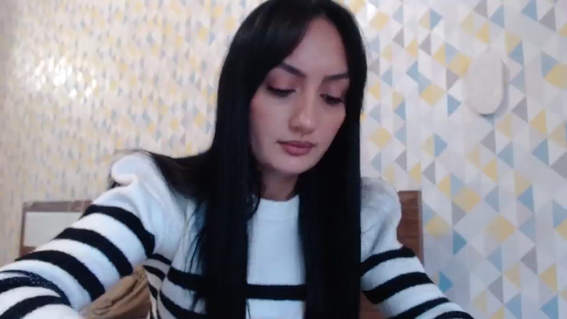 Gallery image thumbnail from hello_Ukraine's myfreecams stream on, 11/23/2023, 11:57 image 10 of 20