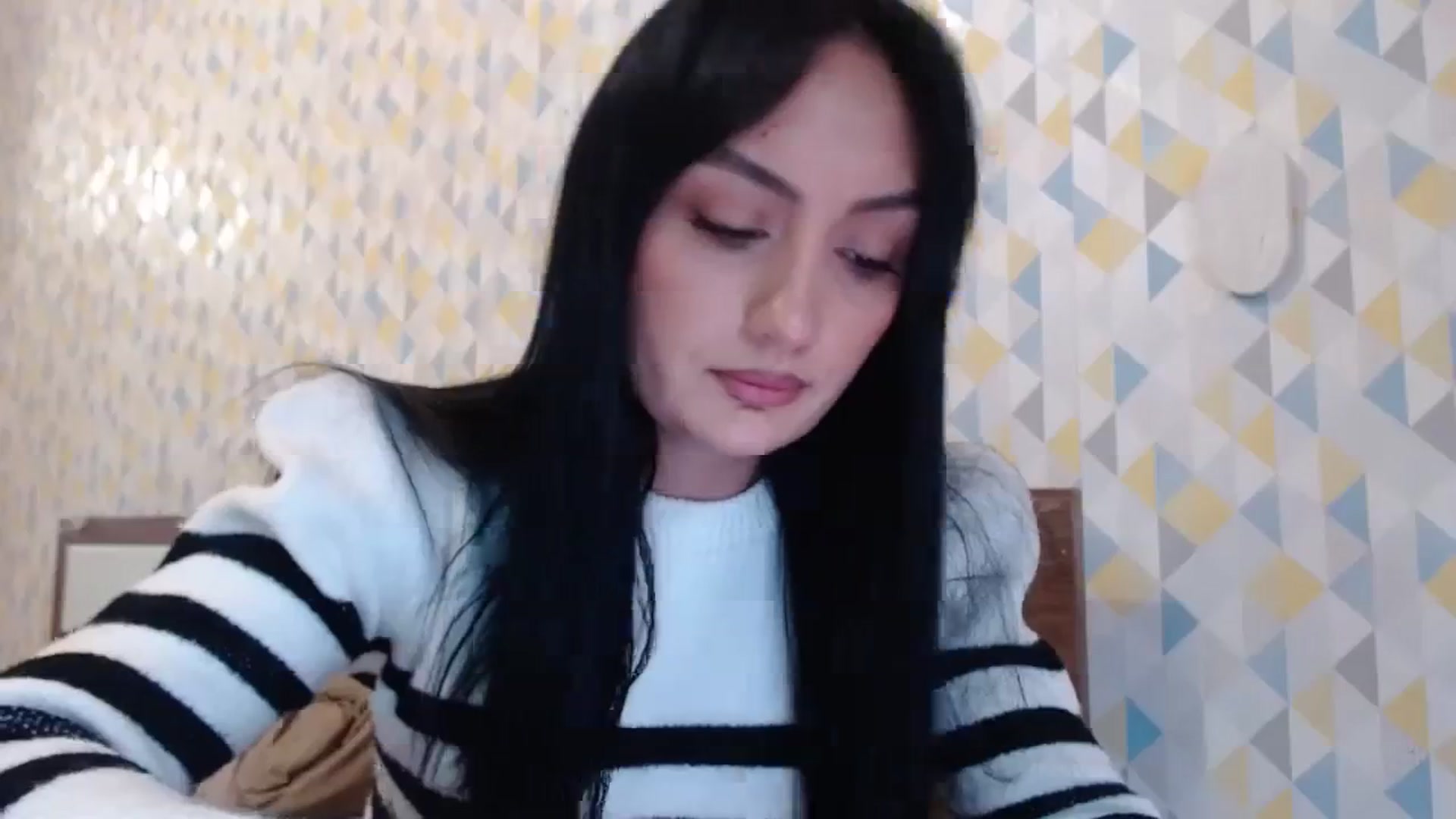 Gallery image thumbnail from hello_Ukraine's myfreecams stream on, 11/23/2023, 11:57 image 7 of 20