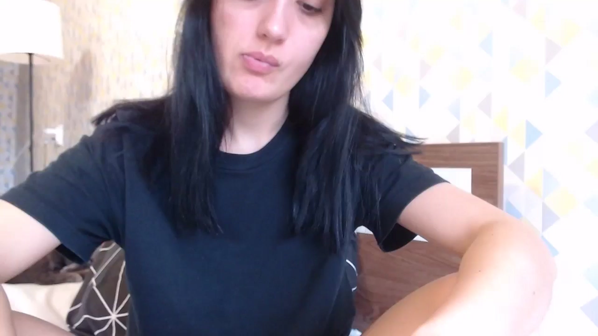 Gallery image thumbnail from hello_Ukraine's myfreecams stream on, 12/26/2024, 10:11 image 18 of 20