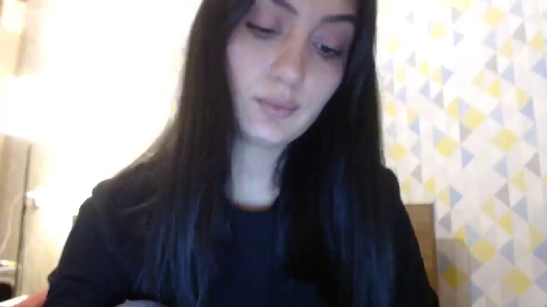 Gallery image thumbnail from hello_Ukraine's myfreecams stream on, 12/31/2024, 15:14 image 18 of 20