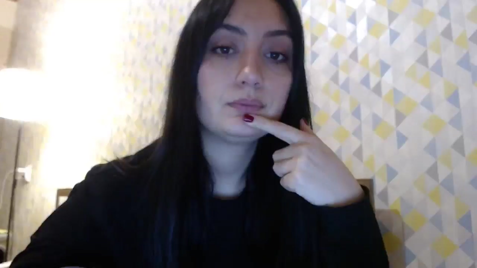 Gallery image thumbnail from hello_Ukraine's myfreecams stream on, 12/31/2024, 15:14 image 9 of 20