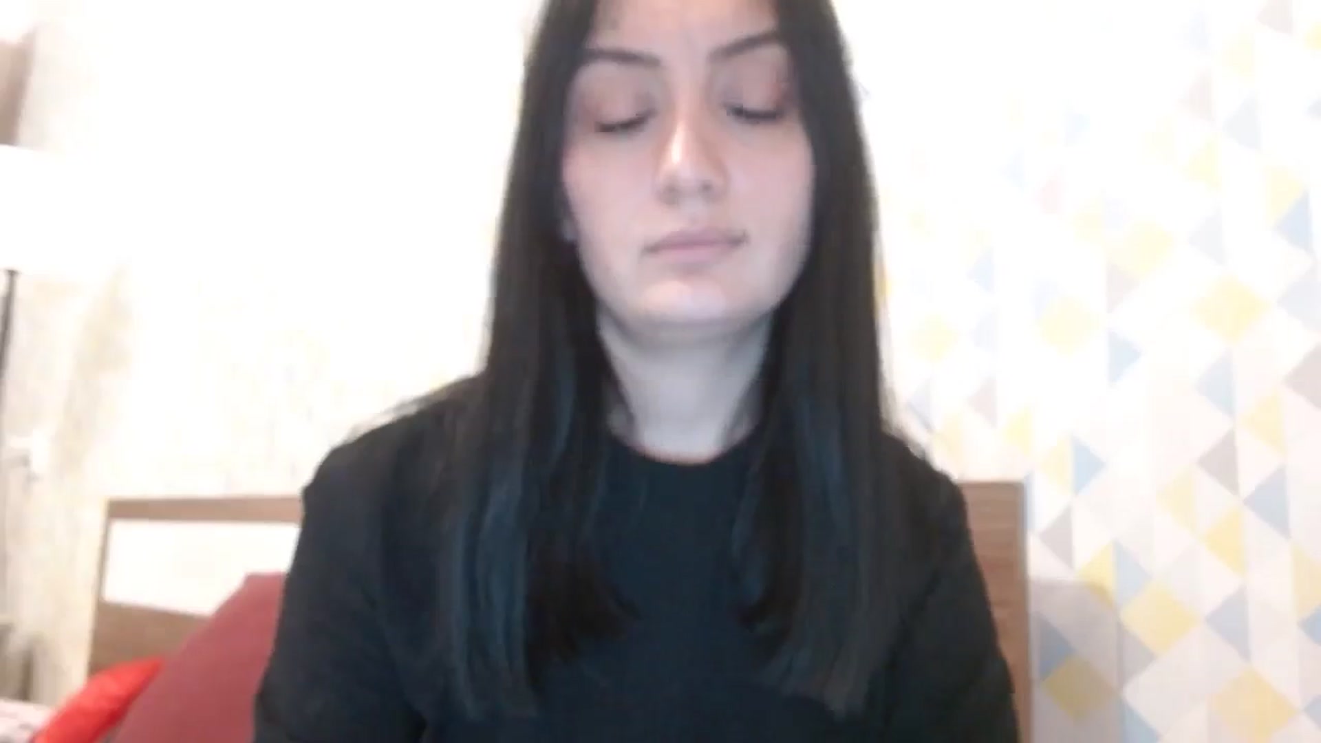 Gallery image thumbnail from hello_Ukraine's myfreecams stream on, 12/31/2024, 18:06 image 18 of 20