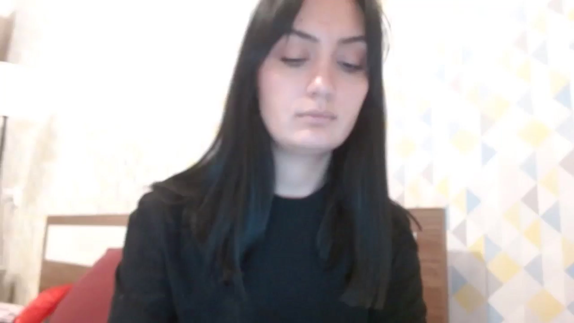 Gallery image thumbnail from hello_Ukraine's myfreecams stream on, 12/31/2024, 18:06 image 19 of 20